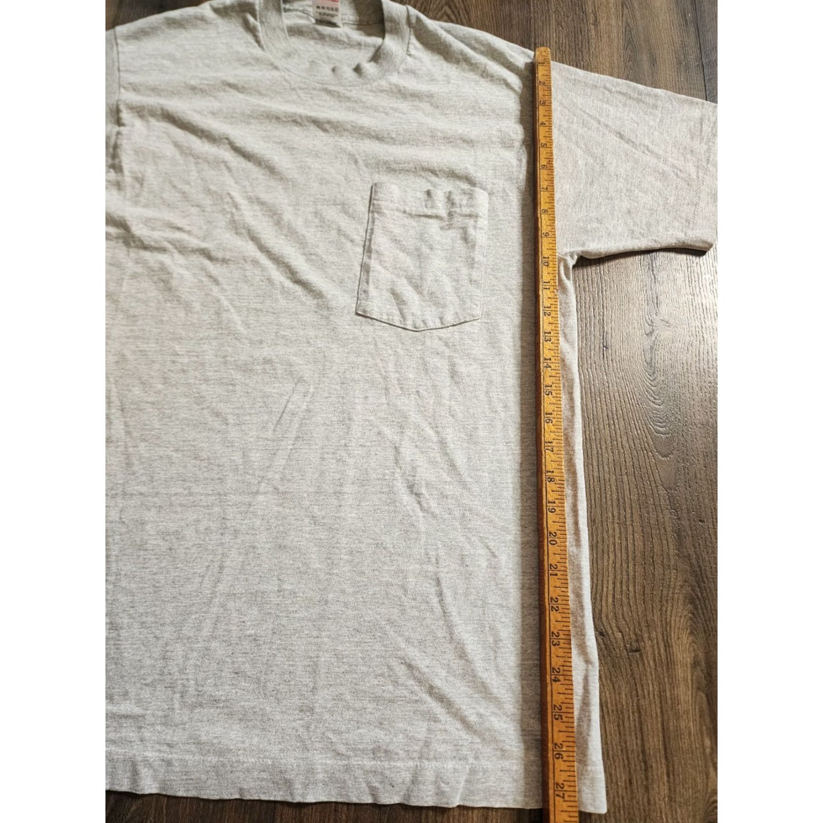 Fruit Of The Loom VINTAGE Fruit of the Loom T-Shirt Mens L Gray Pocket 90s Classic Minimalist All Seasons Crew Neck Short Sleeve Cotton Shirt Size US L / EU 52-54 / 3 - 3 Thumbnail