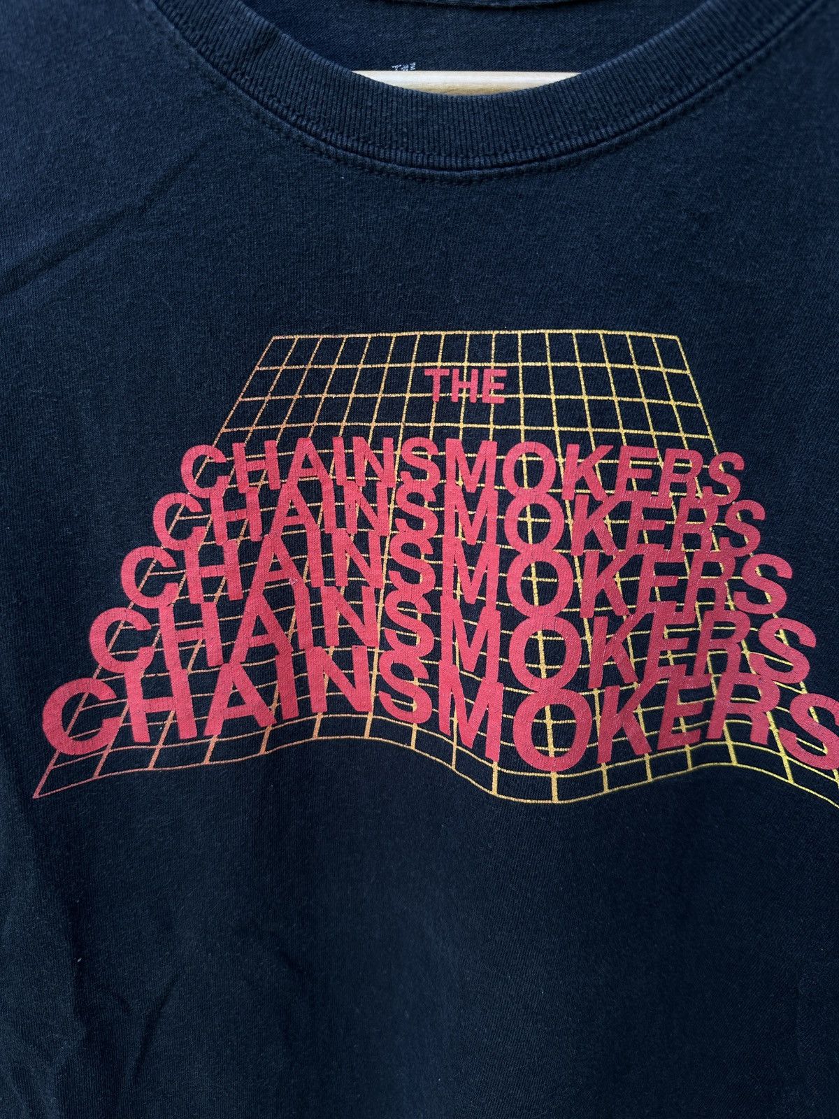 Band Tees The Chainsmokers band tee T-shirt Size US M / EU 48-50 / 2 - 3 Thumbnail