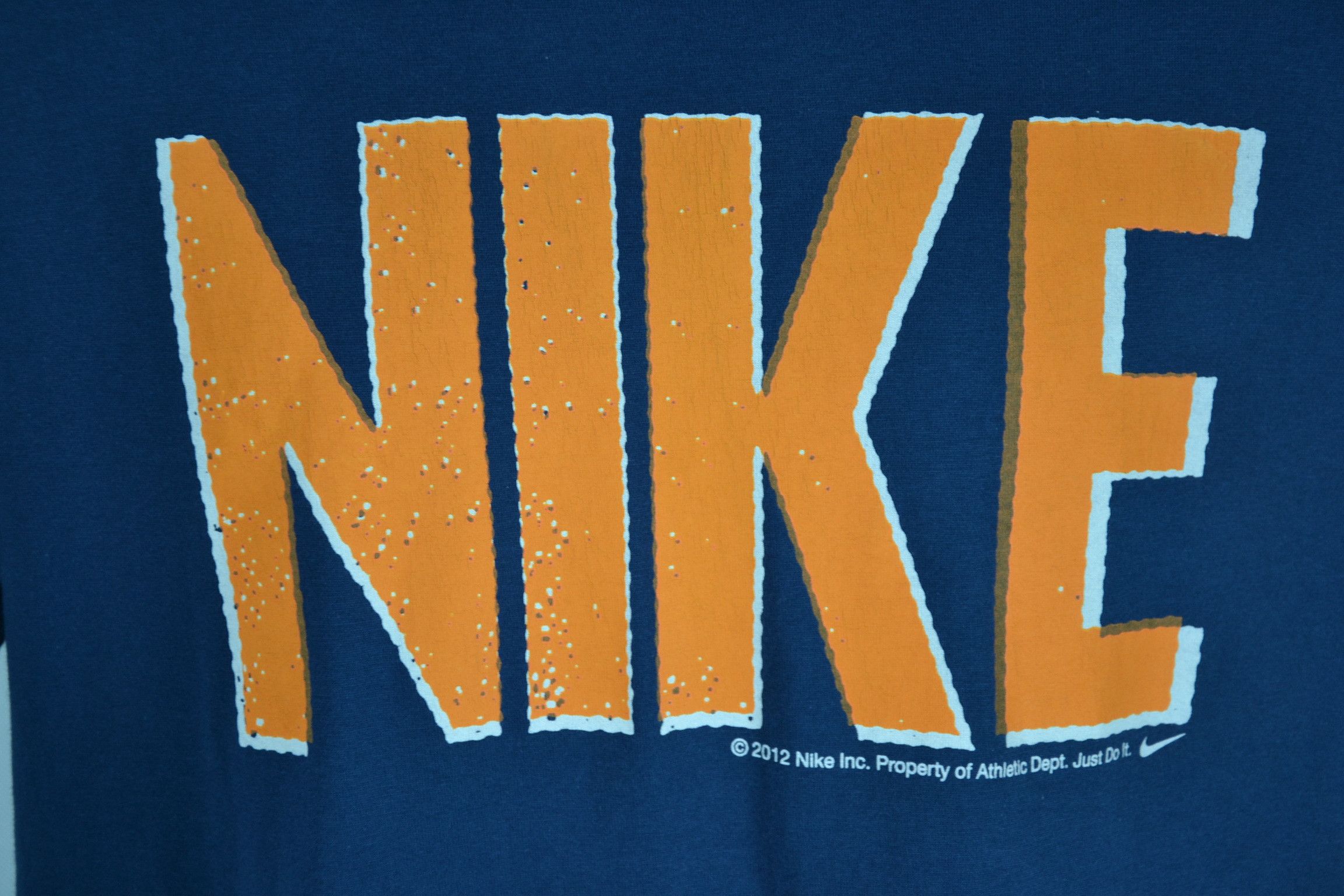 Nike NIKE Vintage Big Logo T shirt Mens XL Streetwear 2012 Cotton Size US XL / EU 56 / 4 - 9 Thumbnail