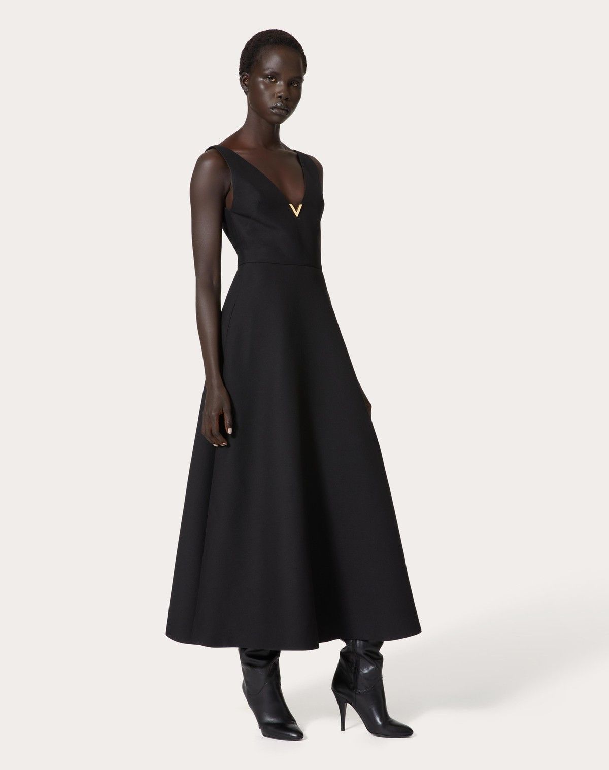 Valentino o1s1wg110525 Crepe Couture Midi Dress in Black Size XS / US 0-2 / IT 36-38 - 3 Thumbnail