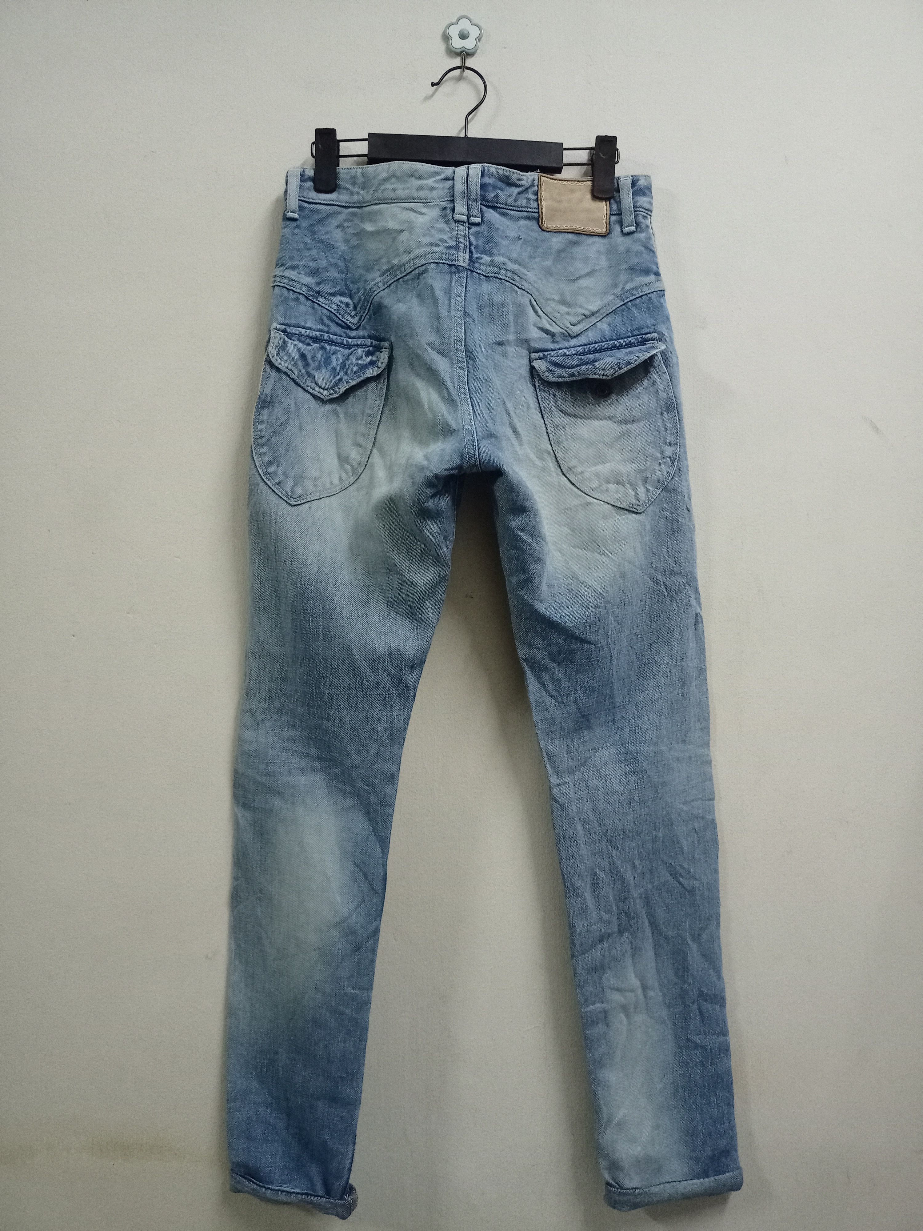 Designer × Japanese Brand × mina perhonen Vintage Japan Mina Perhonen Blue Wash Distress Selvedge Jean Size US 28 / EU 44 - 2 Thumbnail