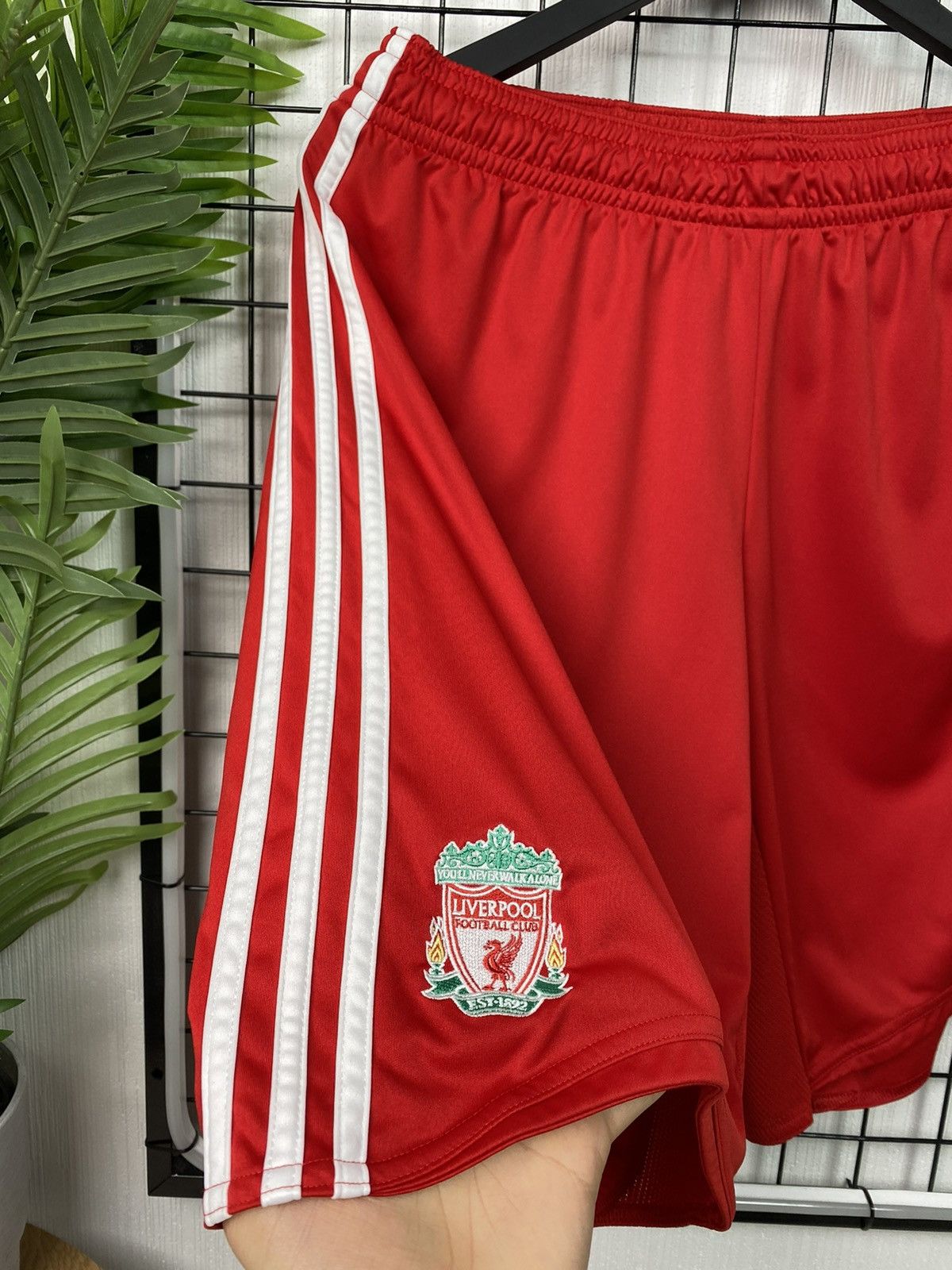 Adidas Liverpool red shorts Adidas XL 2008 2009 Men home kit Size US 36 / EU 52 - 4 Thumbnail