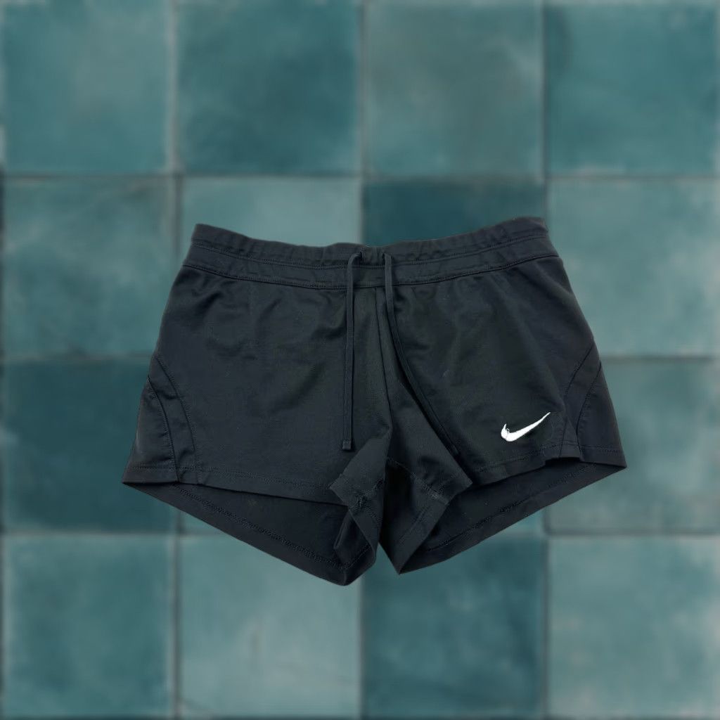 Nike Nike Shorts Women S Black Athletic Training Running Size 28" / US 6 / IT 42 - 1 Thumbnail