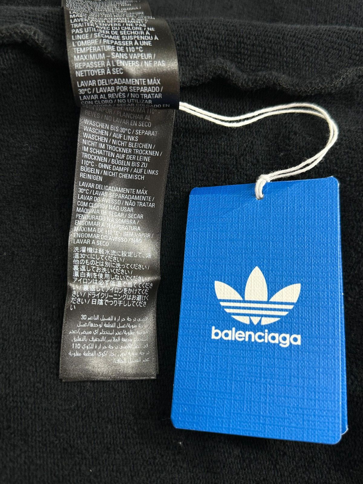 Balenciaga Balenciaga Adidas Trefoil Hoodie in Black 5 Size US XXL / EU 58 / 5 - 4 Thumbnail