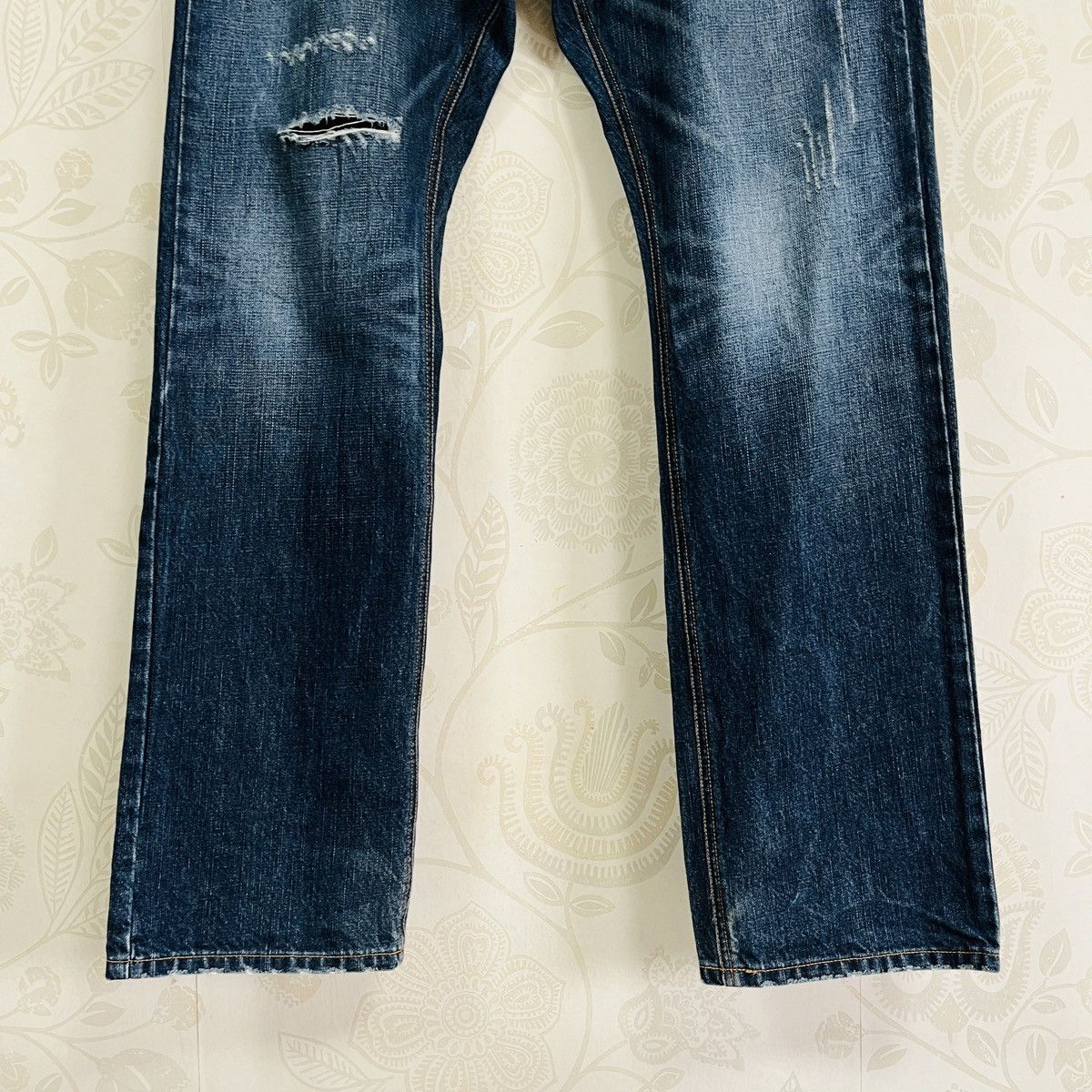 Black Label × Burberry × Vintage Burberry Black Label Distressed Denim Jeans Size US 34 / EU 50 - 8 Thumbnail