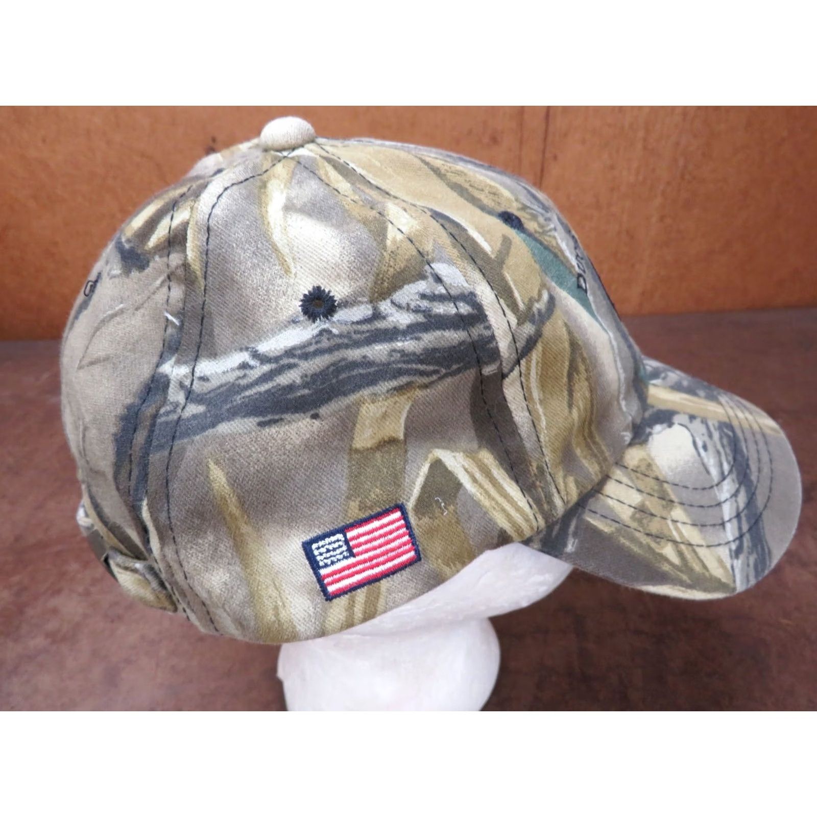 Logo 7 VTG Ducks Unlimited DU Logo Camo Hunting Proud Volunteer Flag trucker cap hat Size ONE SIZE - 5 Thumbnail
