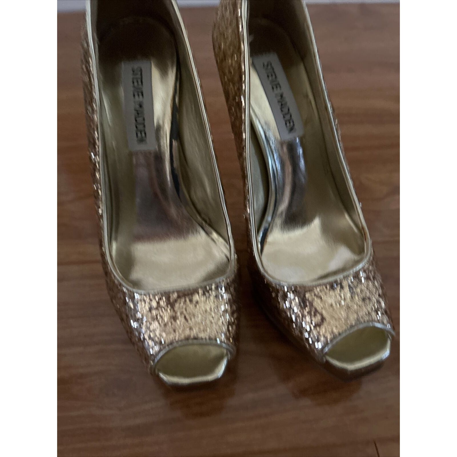 Steve Madden STEVE MADDEN P-KARRO GOLD GLITTER SIZE 6 Platform Stiletto Size US 6 / IT 36 - 8 Thumbnail