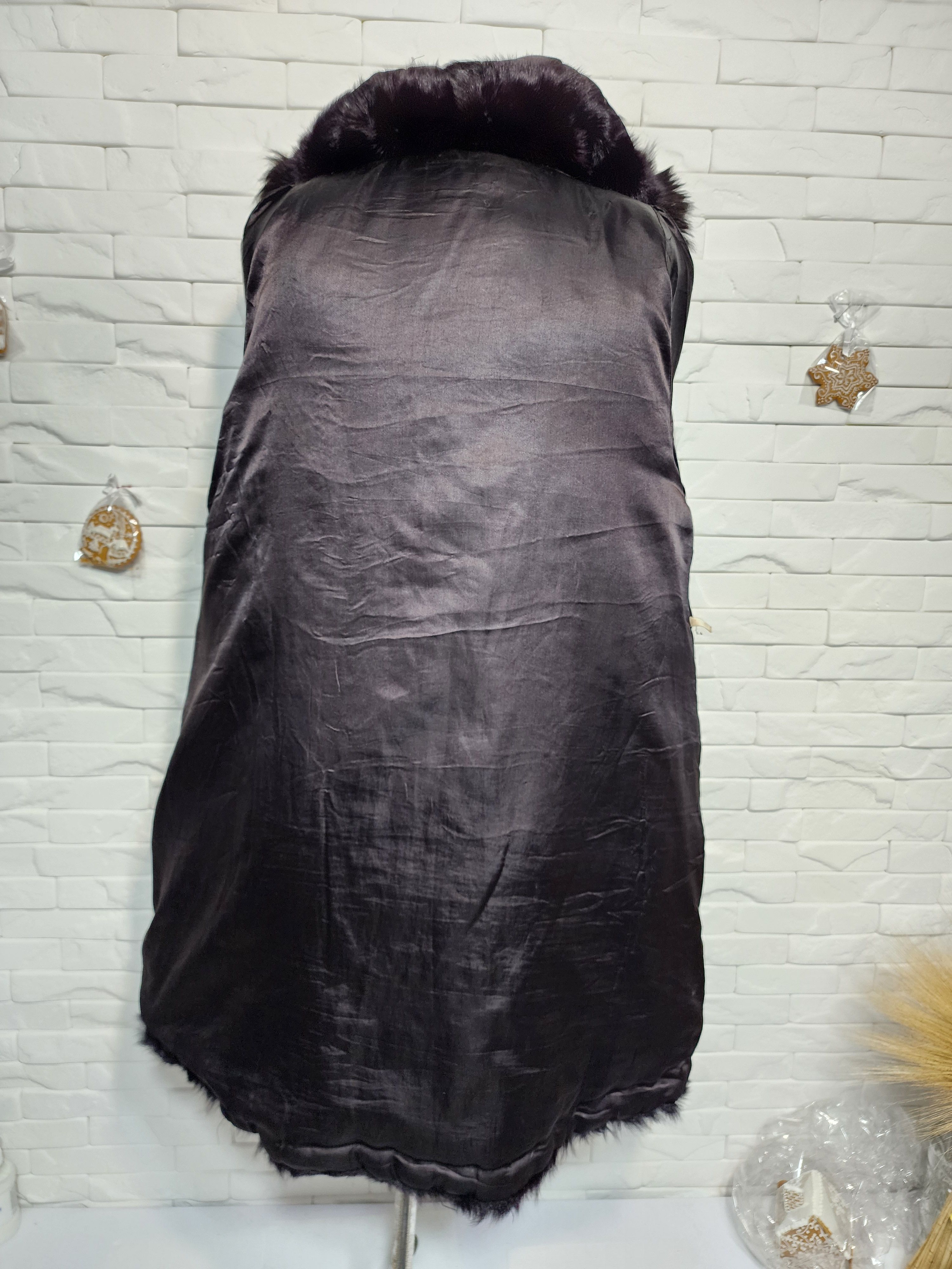 Furla Black Goat Fur Coat: Women's Warm Hooded Outerwear Size XL / US 12-14 / IT 48-50 - 7 Thumbnail