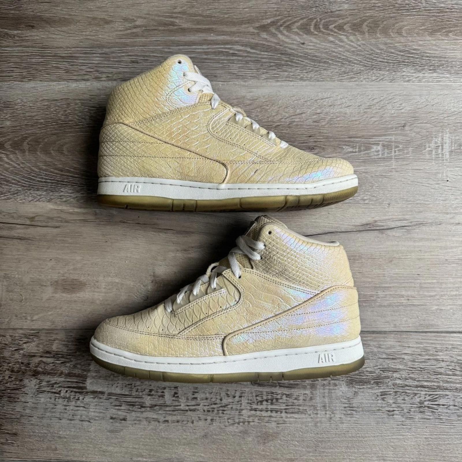 Jordan Brand NIKE • JORDAN Air Python "White Metallic" (9.5M) Size US 9.5 / EU 42-43 - 2 Thumbnail
