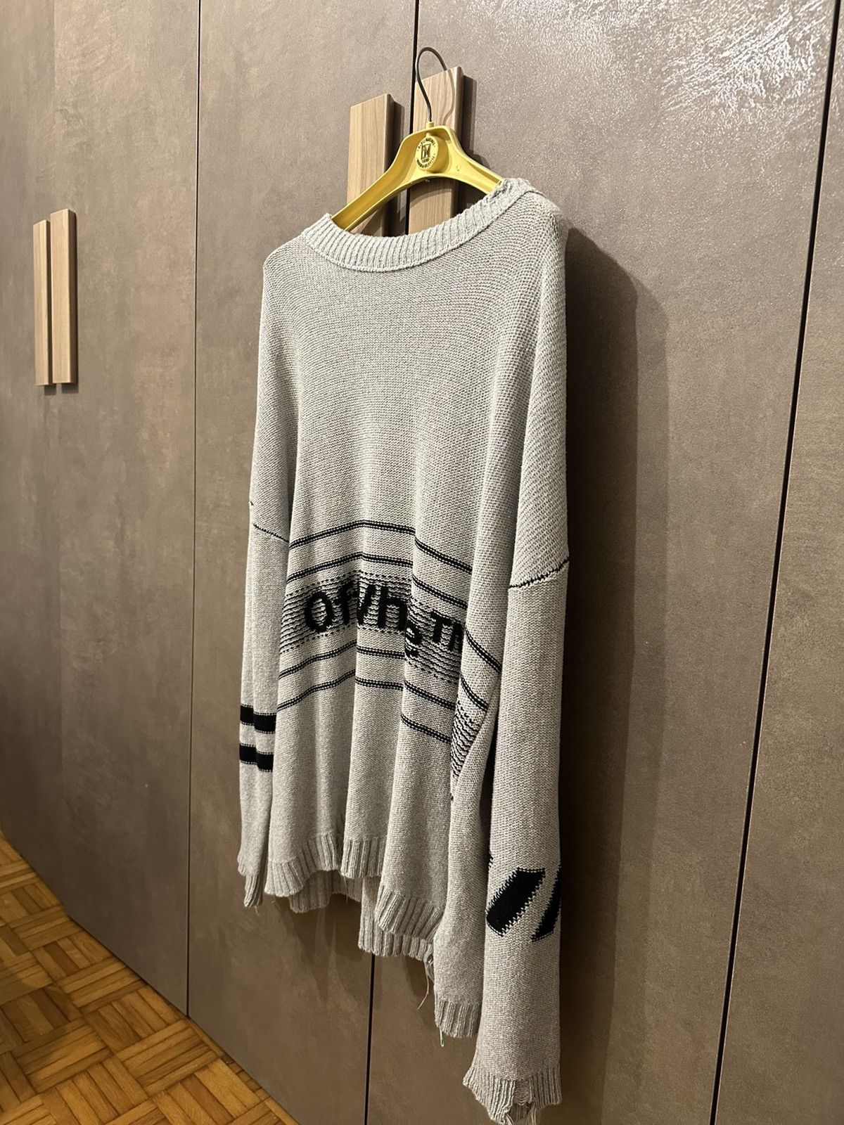 Off-White Off-White Distressed Logo Intarsia Wool Sweater Grey Size M Size US M / EU 48-50 / 2 - 4 Thumbnail