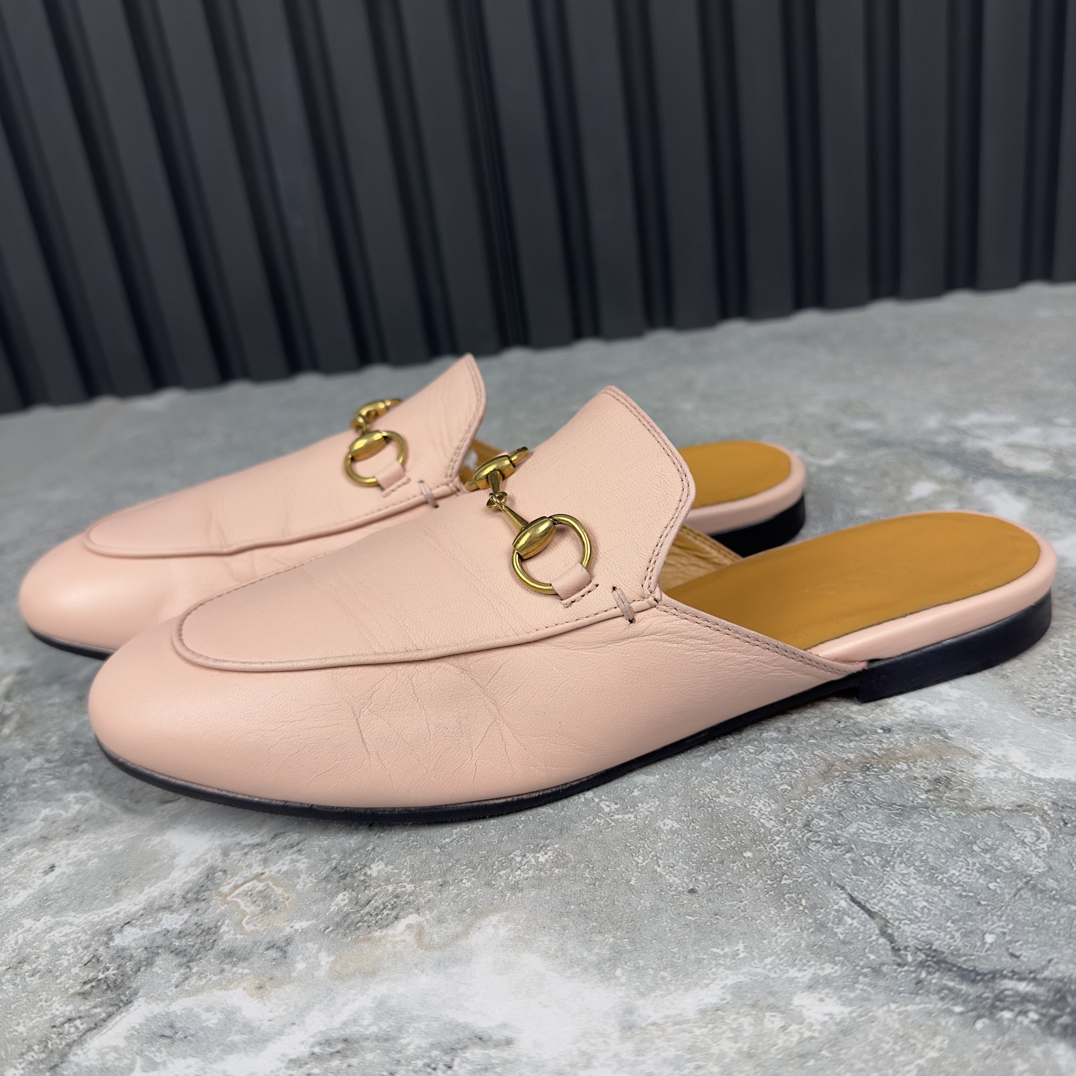 GUCCI Princetown Horsebit fur Sandals Flat Mule Pink brown 38