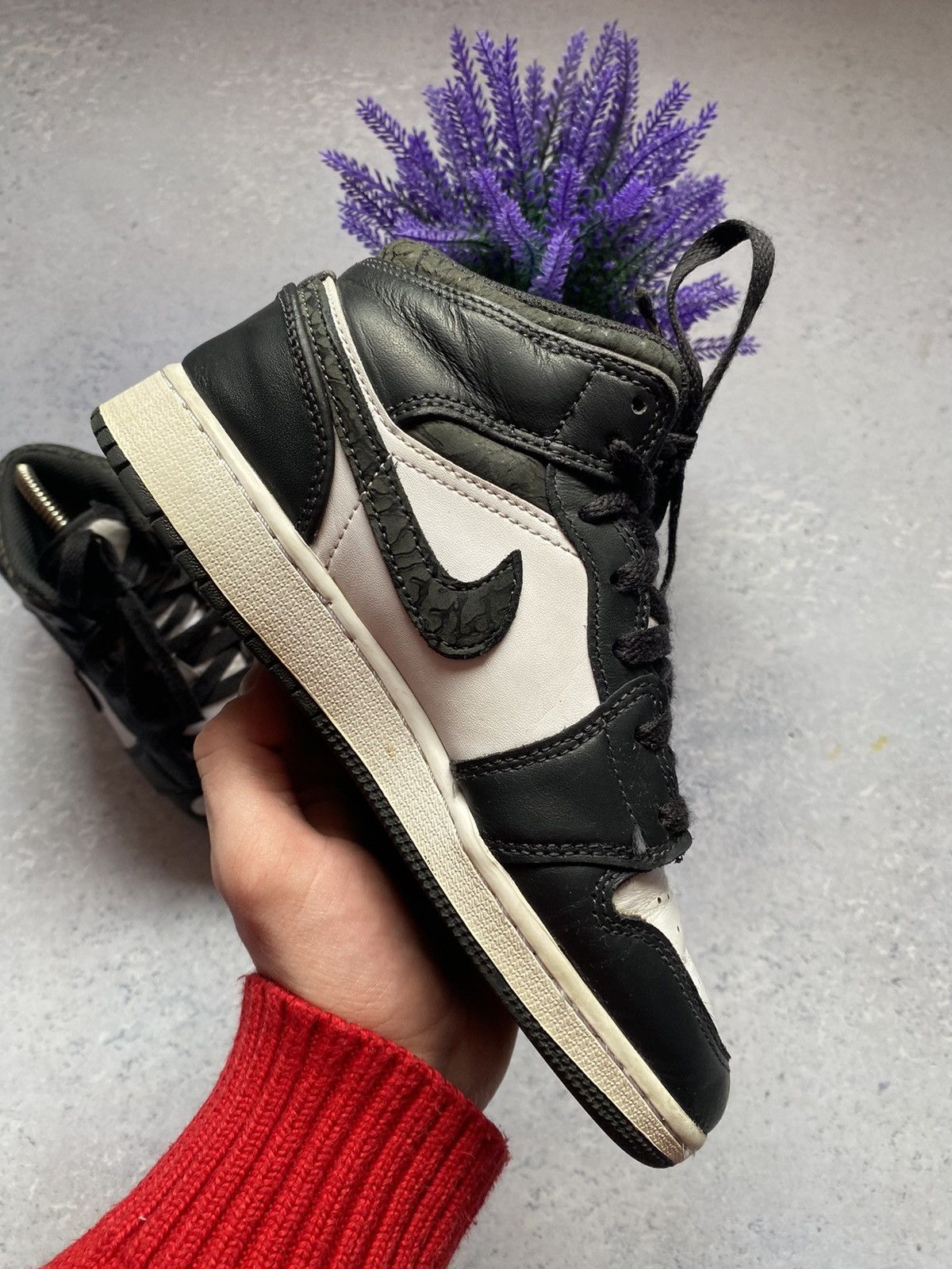 Jordan Brand Nike Air Jordan Panda Elephant Black/White Size EUR 36 Size US 5.5 / IT 35.5 - 16 Thumbnail