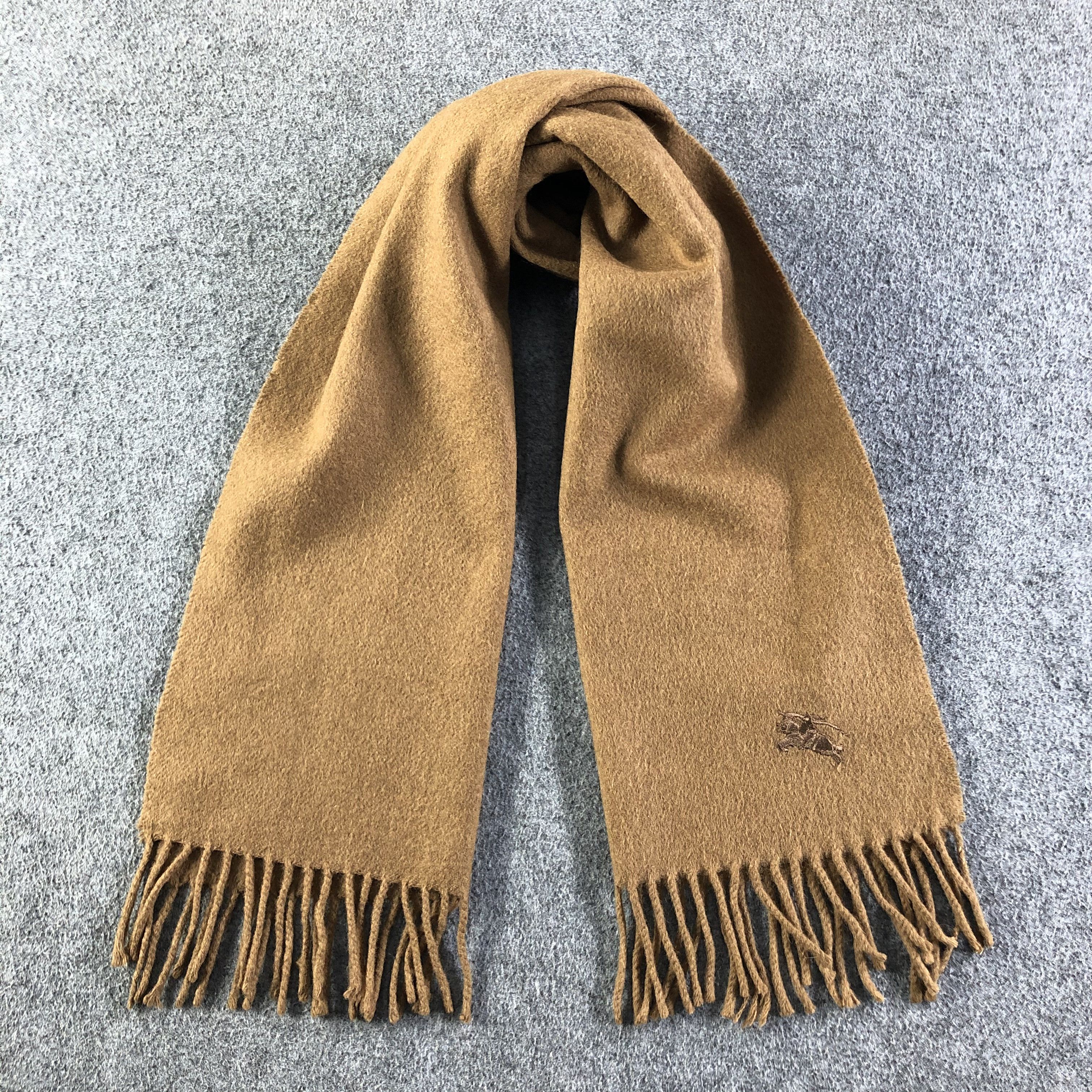 Burberry Burberrys Scarf / Muffler / Neckwear P126 Size ONE SIZE - 1 Thumbnail