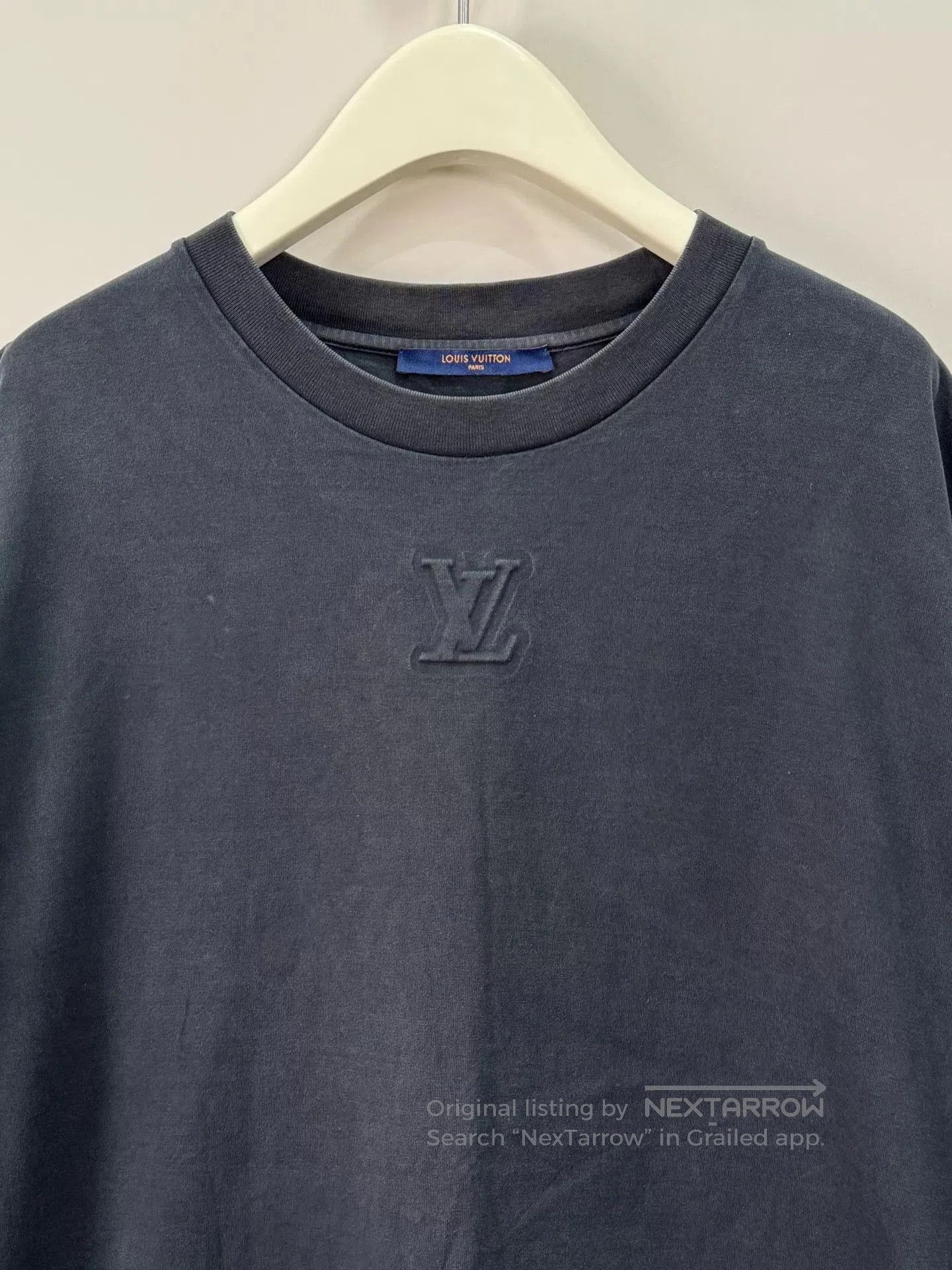 Louis Vuitton louis vuitton embossed logo black t-shirt xl. Size US XL / EU 56 / 4 - 3 Thumbnail