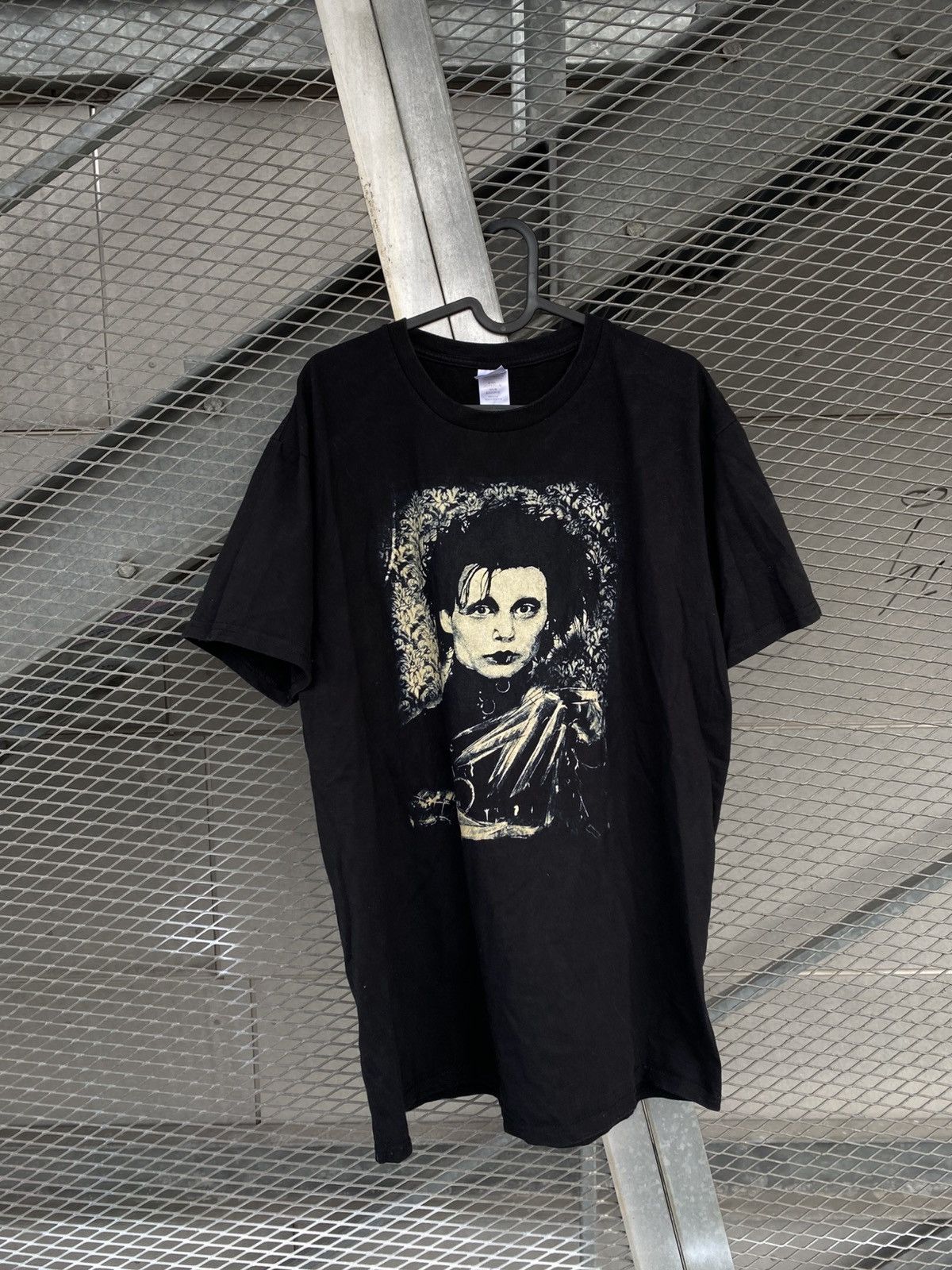 Gildan Vintage Edward Scissorshands Movie T-Shirt Size US XXL / EU 58 / 5 - 2 Thumbnail