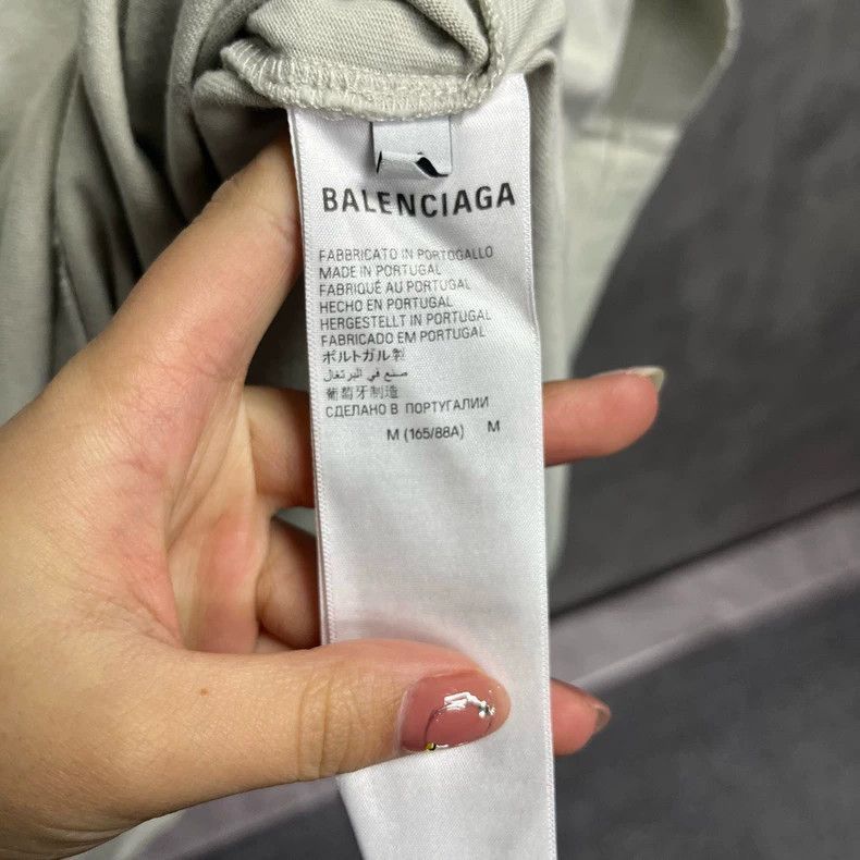 Balenciaga Balenciaga Beige Coke Embroidered Logo Round Neck Short Sle Size US S / EU 44-46 / 1 - 4 Thumbnail