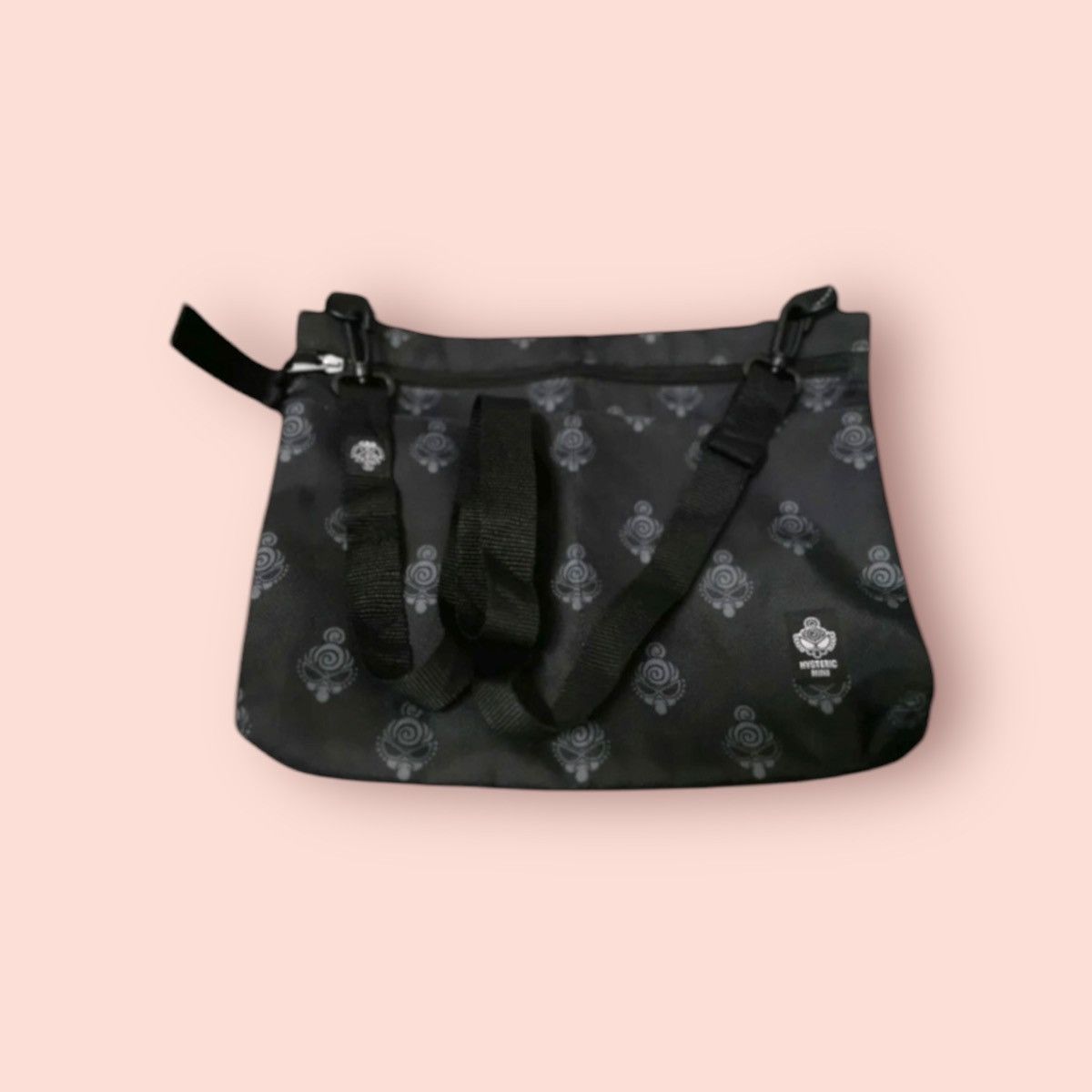 Hysteric Glamour × Japanese Brand HYSTERIC MINI MONOGRAM CROSSBODY SLING Size ONE SIZE - 13 Thumbnail