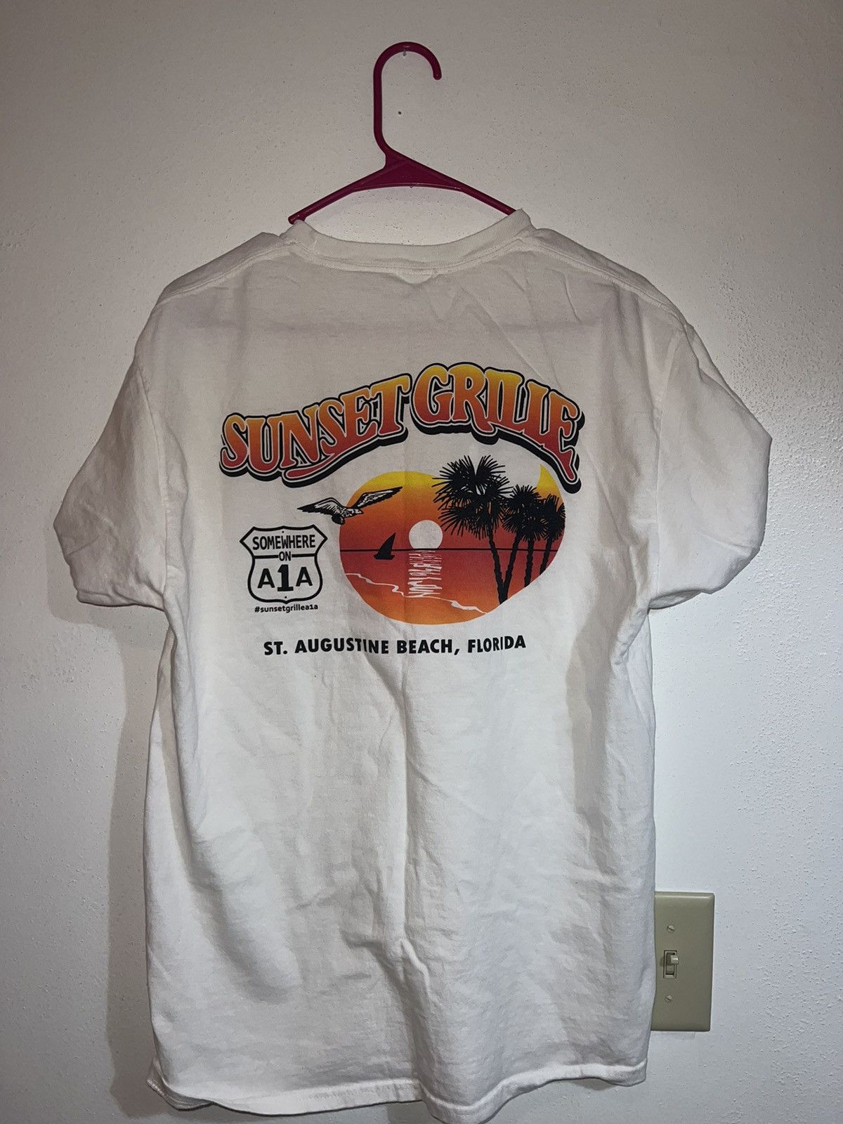 Vintage White T-shirt with Florida Beach Design Size US L / EU 52-54 / 3 - 1 Thumbnail