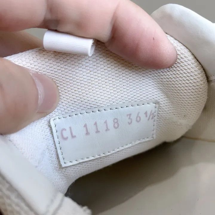 Louis Vuitton Louis Vuitton White Monogram Sneakers -2508 Size US 5.5 / EU 38 - 8 Thumbnail