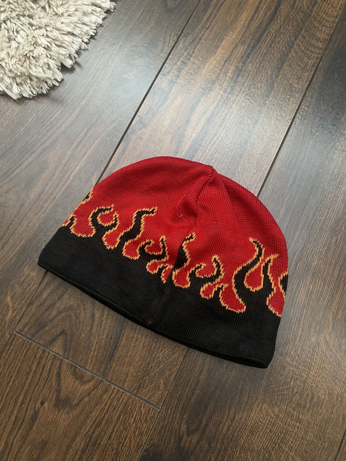 Other Fire Pattern Hat from the game Tony Hawk's Underground Size ONE SIZE - 2 Thumbnail