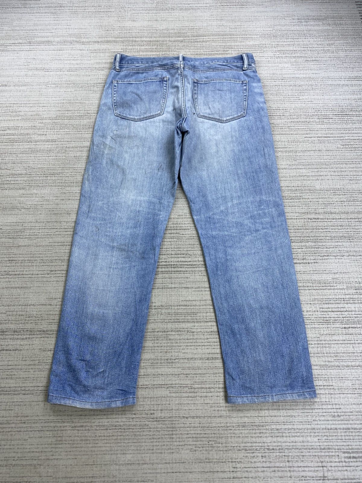 Japanese Brand × Uniqlo × Vintage Vintage Uniqlo Wash Blue Denim Pants Size US 36 / EU 52 - 2 Thumbnail
