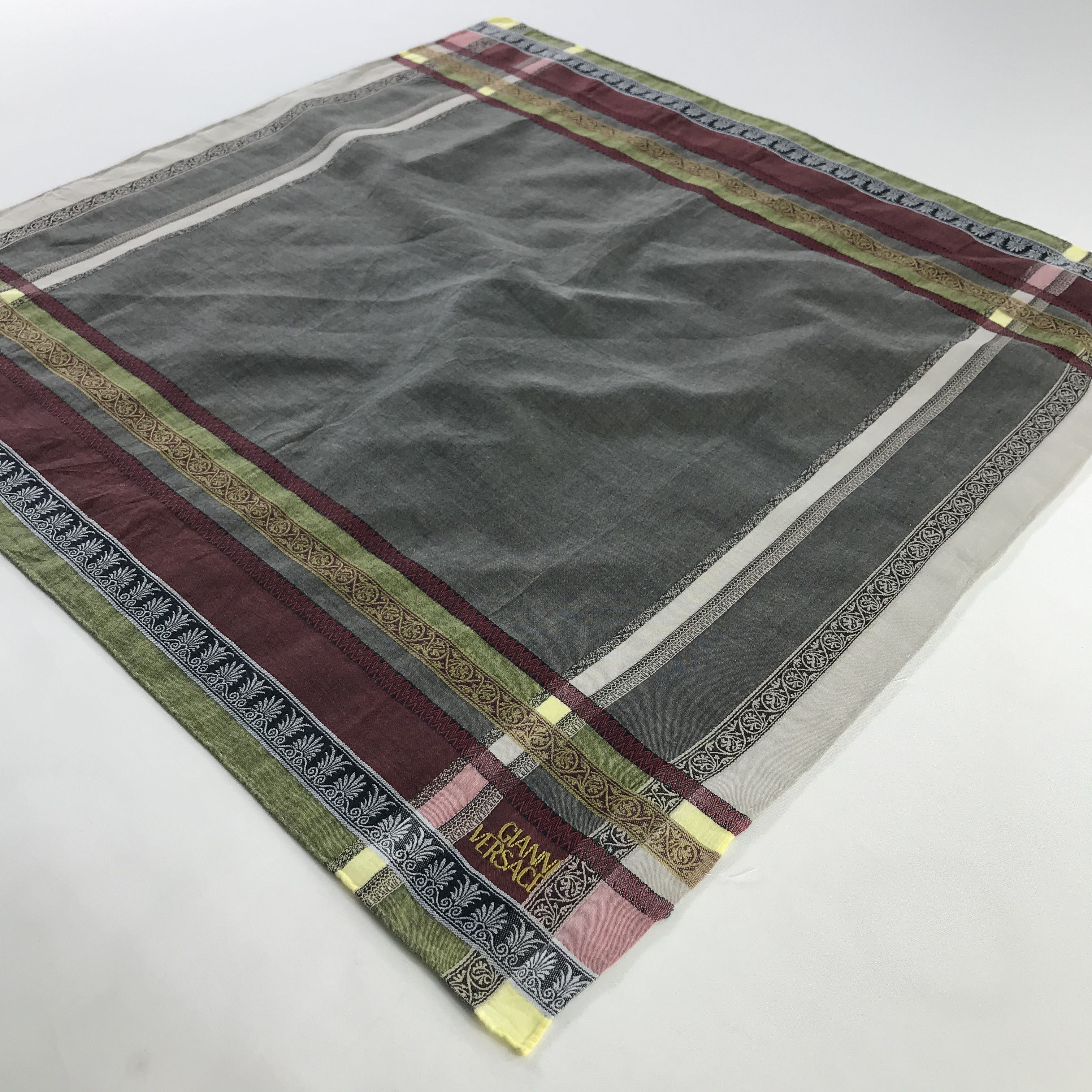 Versace × Vintage Gianni Versace Bandana / Handkerchief / Neckerchief - S476 Size ONE SIZE - 2 Thumbnail