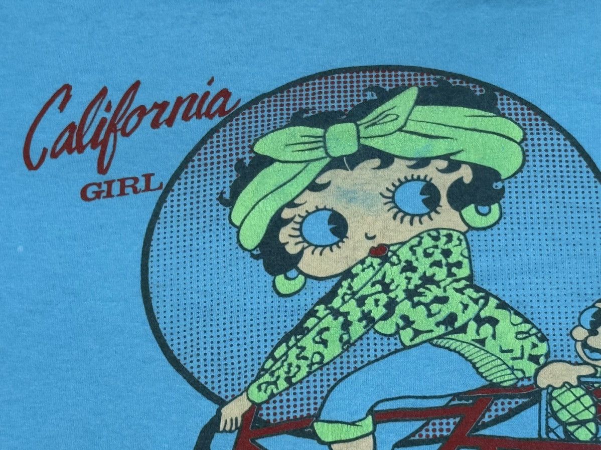 Vintage Vintage 90s Betty Boop Riding Bike T Shirt Size US XL / EU 56 / 4 - 2 Thumbnail