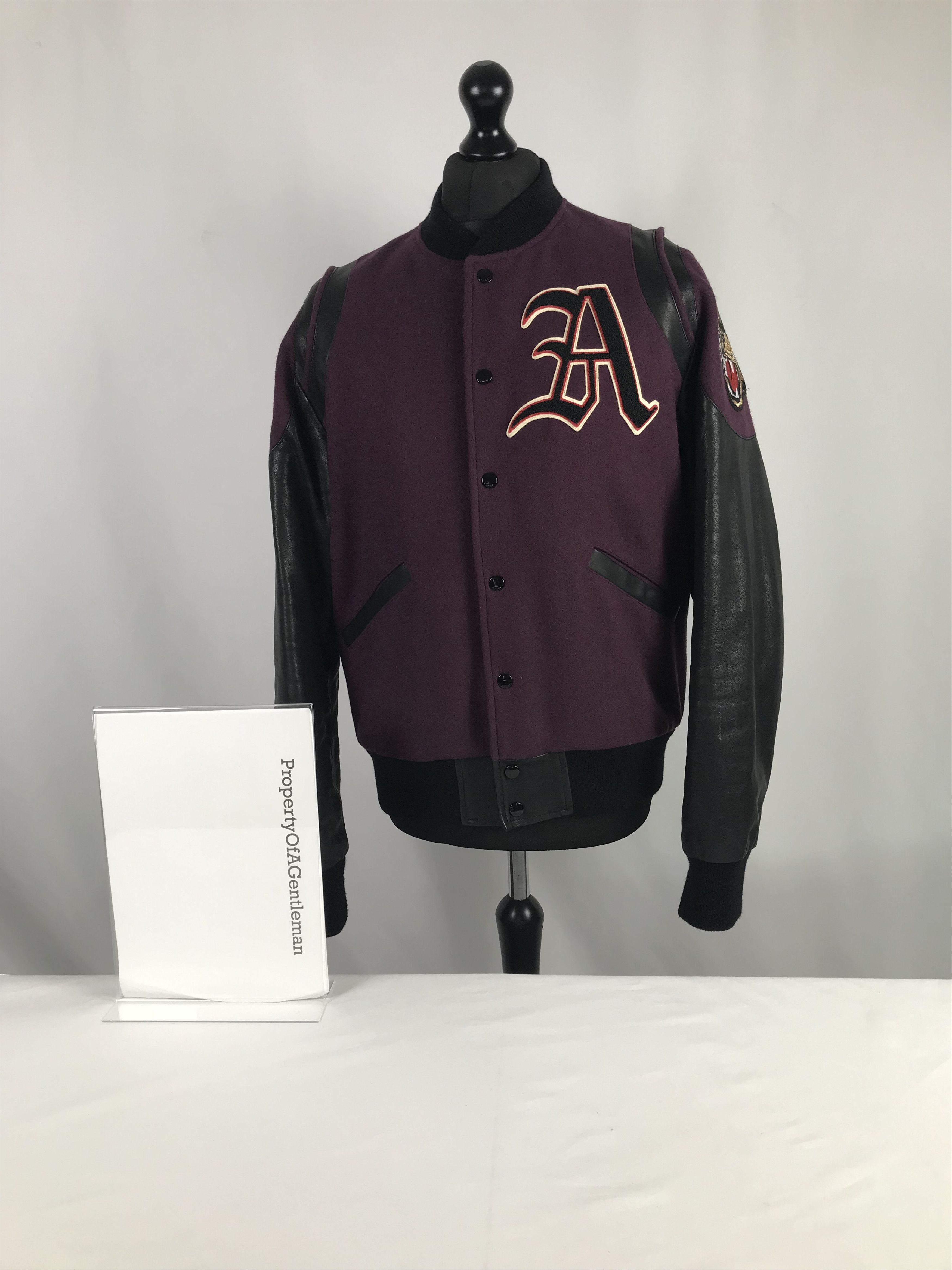 Gucci Gucci Burgundy 'A' Bomber Jacket Size US M / EU 48-50 / 2 - 4 Thumbnail