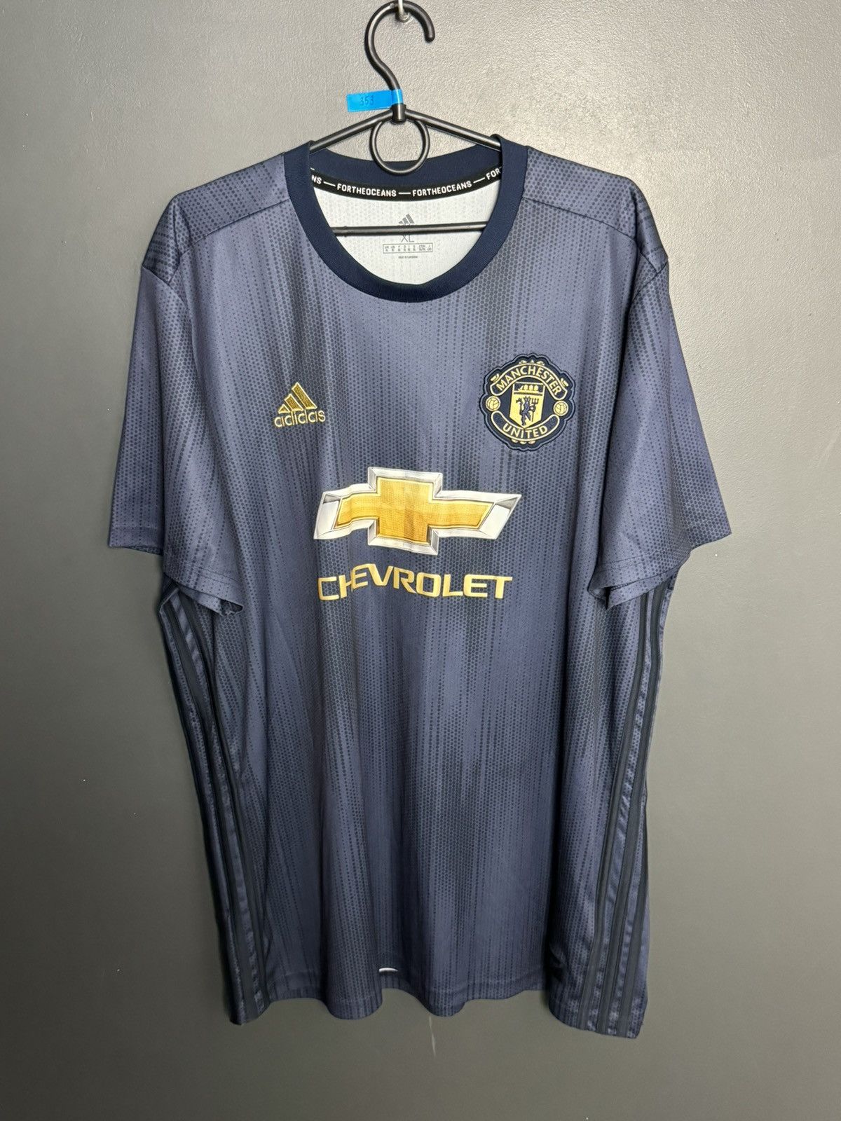 Adidas Manchester United 18/19 Third Football Jersey T-Shirt Size US XL / EU 56 / 4 - 1 Thumbnail