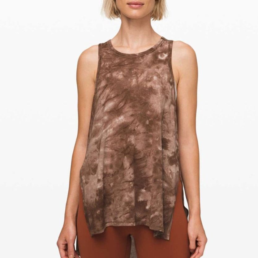 Lululemon Lululemon Long for Length Tank Brown Medium Tie Dye Size M / US 6-8 / IT 42-44 - 1 Thumbnail