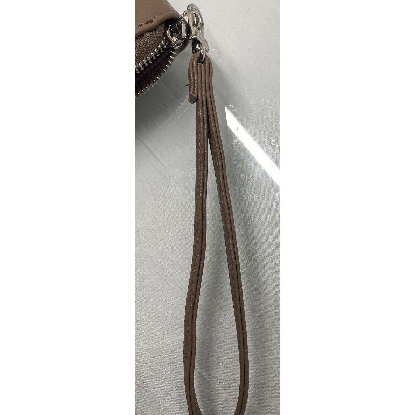 Steve Madden Steve Madden Zip Around Wristlet Wallet Nude NEW Size ONE SIZE - 10 Thumbnail