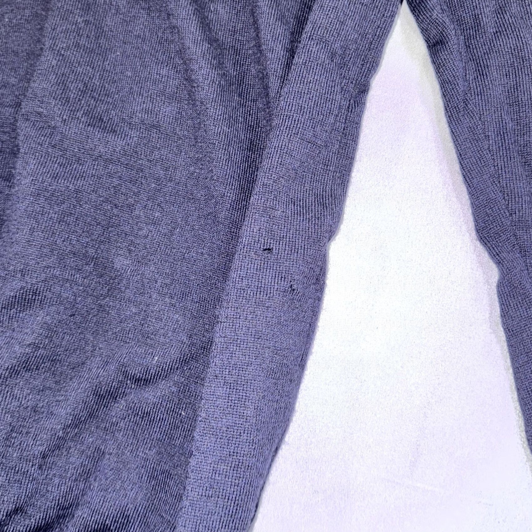 Canali Canali Sweater Mens Pullover V-Neck Navy Blue 100% Wool Lightweight Knit Knitted Knitwear Solid 46 S Regular Men’s Mens Middle? Size US S / EU 44-46 / 1 - 5 Thumbnail