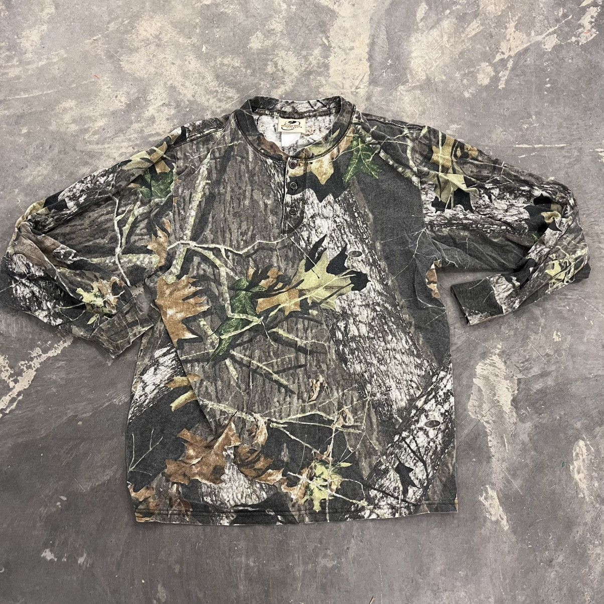 Mossy Oaks × Realtree Vintage Mossy Oak realistic Camo Undershirt Medium skater Size US L / EU 52-54 / 3 - 3 Thumbnail