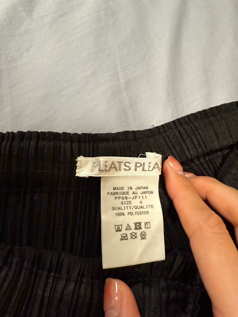 Issey Miyake issey miyake size:4 Black pleated pants 2505-Nextarrow Size US 26 / EU 42 - 3 Thumbnail