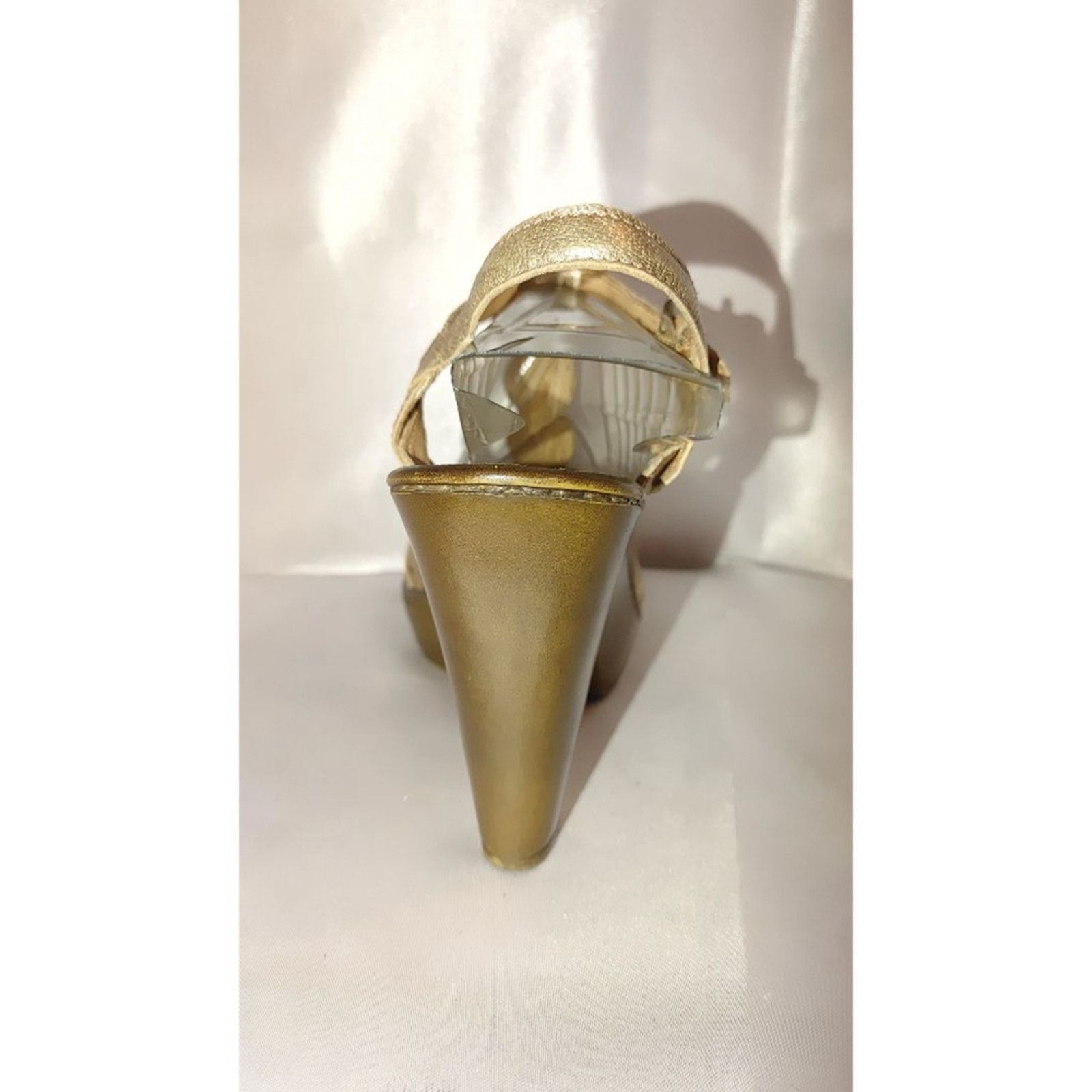 Born Born Lola Metallic Gold Leather Peep Toe Heels Size 7 Size US 7 / IT 37 - 8 Thumbnail