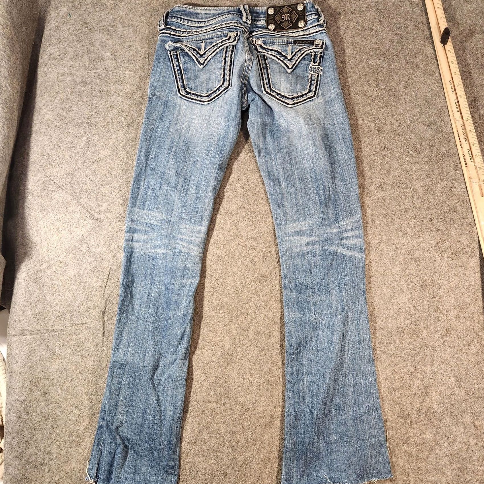 Miss Me VINTAGE Miss Me Jeans Womens Bootcut 25 Blue Low Rise Denim Distressed Pockets 30in Inseam Womens Jeans Size 42" / US 20 - 6 Thumbnail