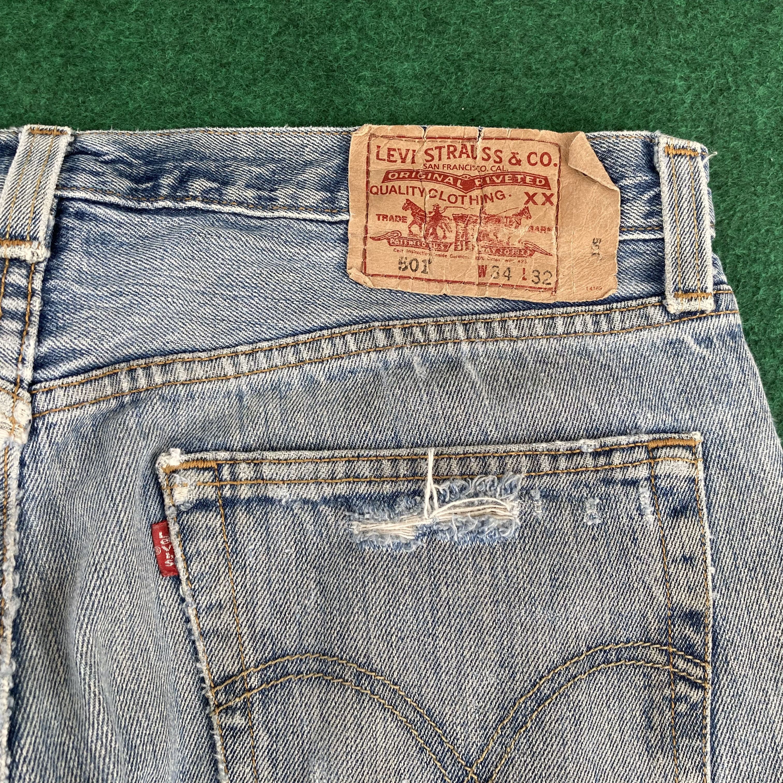 Levi's × Vintage Vtg Levis 501 Ripped Stains Button Fly Blue Denim Jeans Size US 34 / EU 50 - 14 Thumbnail