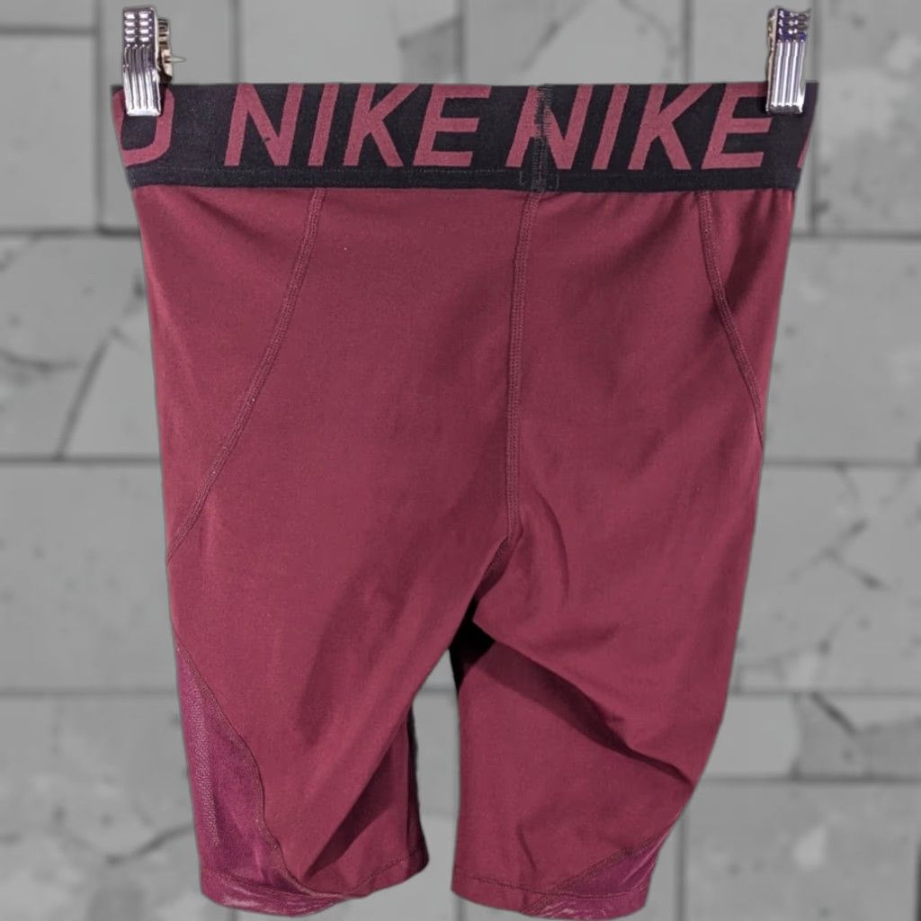 Nike Pro Compression Shorts Womens M Long 9.5