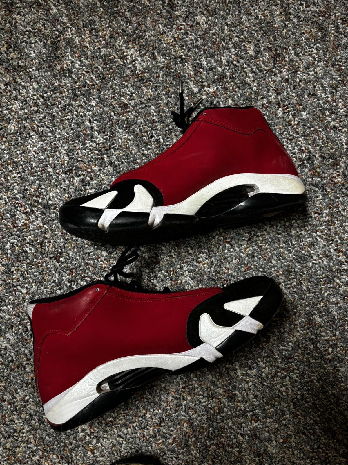 Jordan Brand Jordan 14 ferarri Size US 12 / EU 45 - 2 Thumbnail