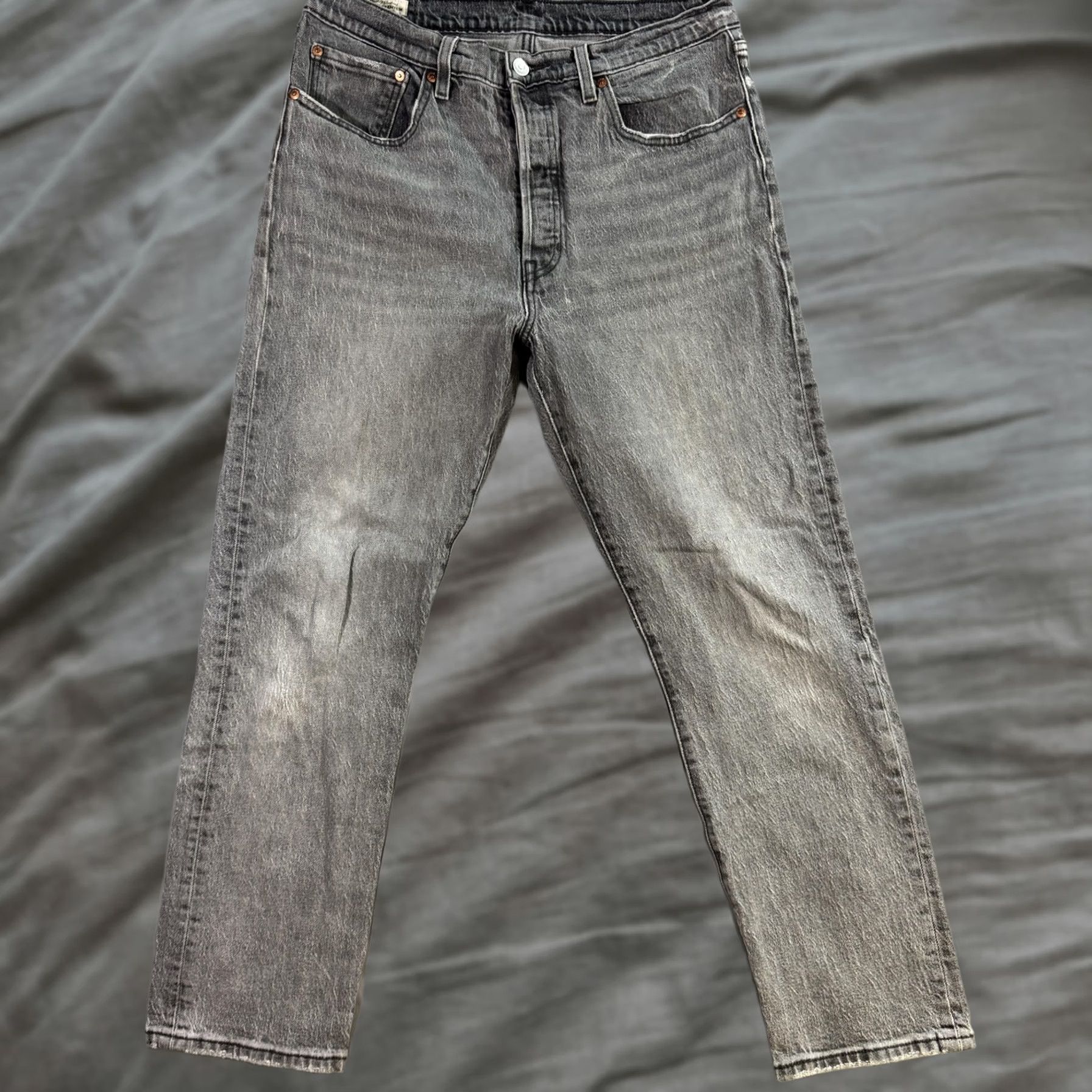 Levi's VINTAGE Levi's 501 Jeans Mens? Womens? Gray Regular Fit Straight Leg Button Fly 31 Size 24" / US 00 / IT 34 - 1 Thumbnail