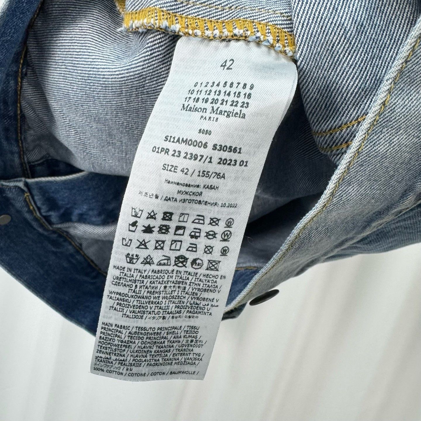 Maison Margiela Maison Margiela Main Line Distressed Washed Denim Jacket Size US XS / EU 42 / 0 - 6 Thumbnail
