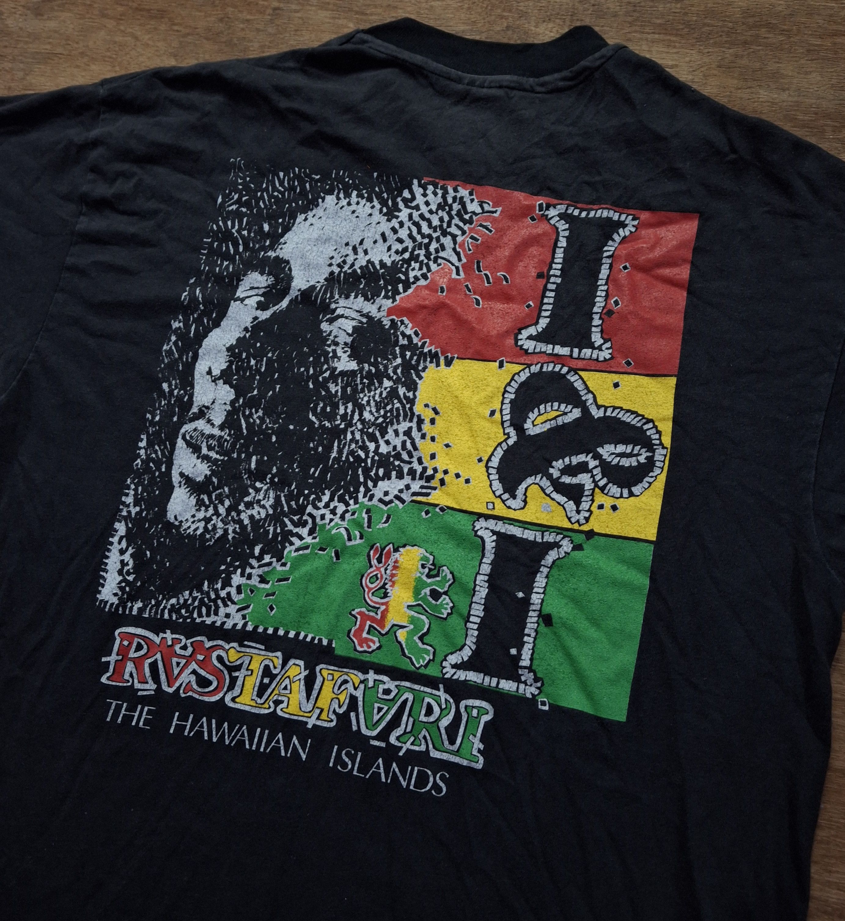 Vintage Vintage bob marley Rastafari island roots tee Size US L / EU 52-54 / 3 - 5 Thumbnail