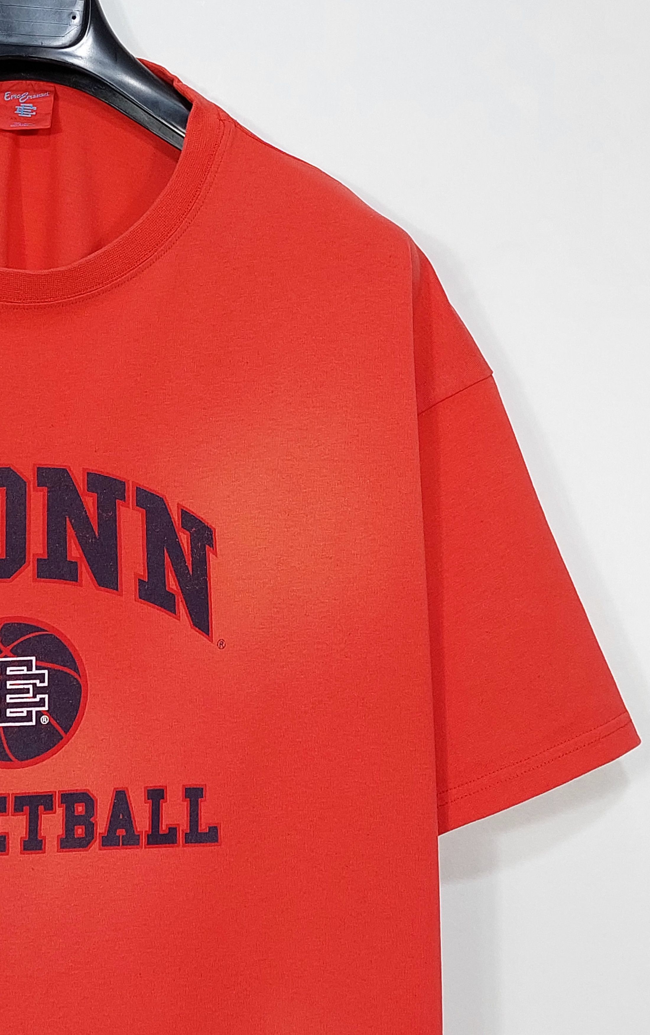 Eric Emanuel EE college UCONN ss tshirt - washed red XXL Size US XXL / EU 58 / 5 - 6 Thumbnail
