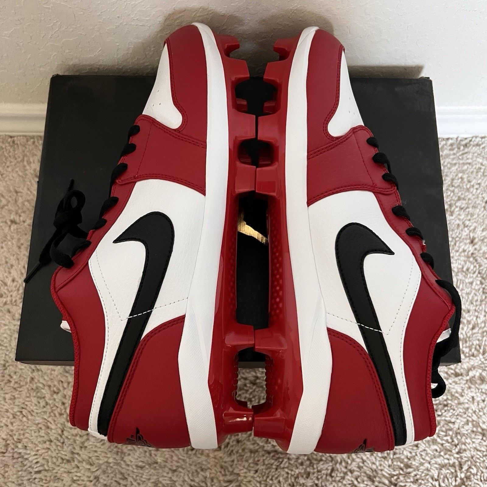 Jordan Brand Nike Air Jordan 1 Retro MCS Low Baseball Cleats Sz 14 New Size US 14 / EU 47 - 7 Thumbnail