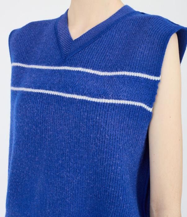 Maison Margiela o1bcso1str0526 Sunbleached Wool Gilet in Blue Size S / US 4 / IT 40 - 8 Thumbnail