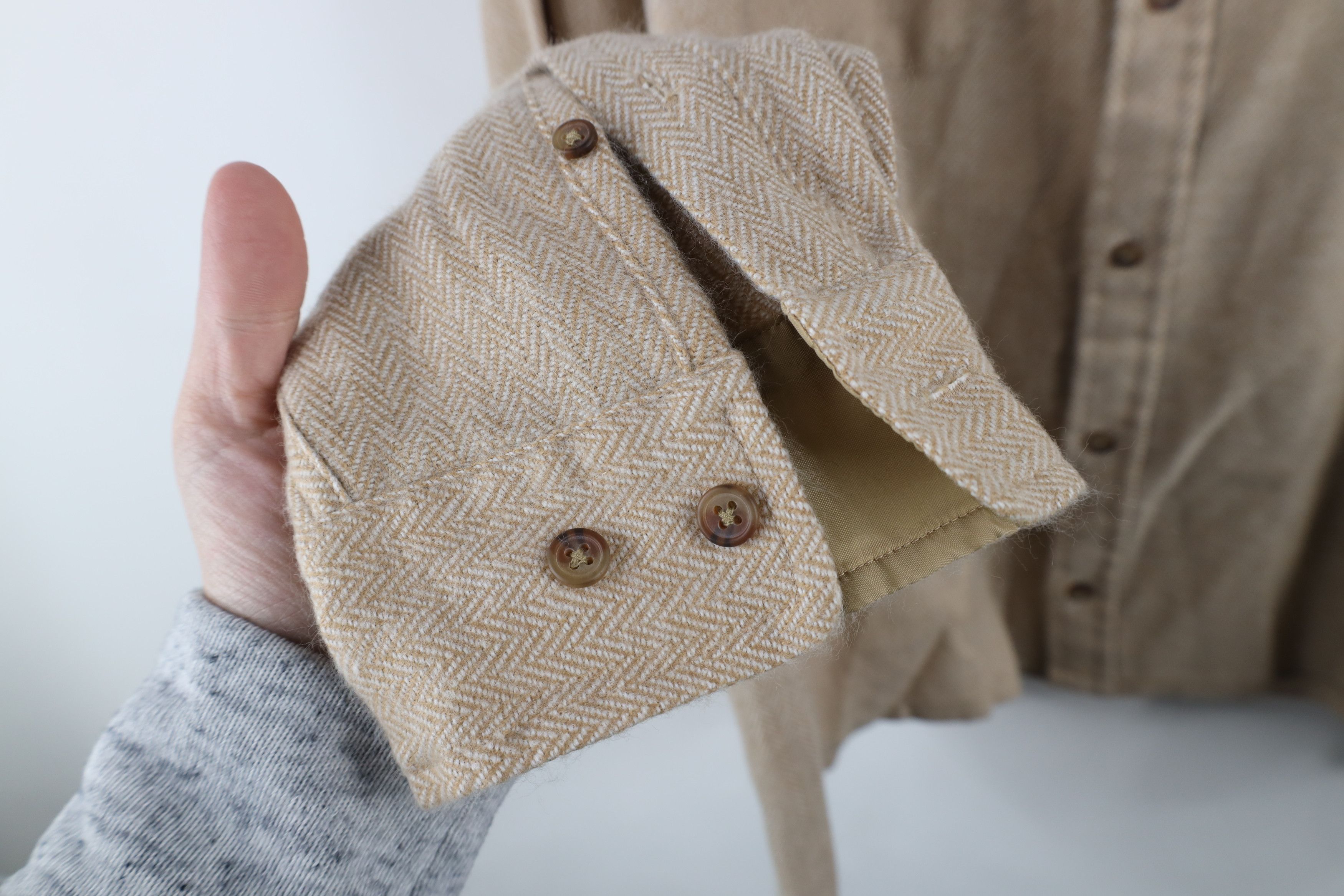 Vintage Vintage 90s Streetwear Herringbone Collared Button Shirt Size US XL / EU 56 / 4 - 6 Thumbnail