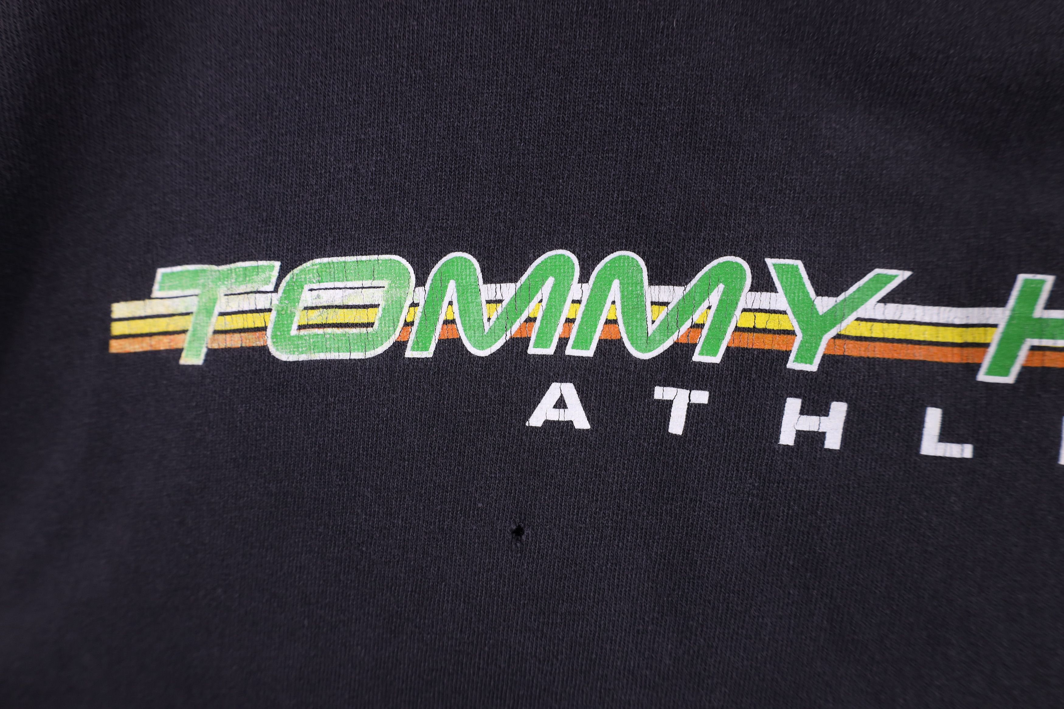 Tommy Hilfiger Vintage 90s Tommy Hilfiger Athletics Spell Out T-Shirt USA Size US L / EU 52-54 / 3 - 5 Thumbnail