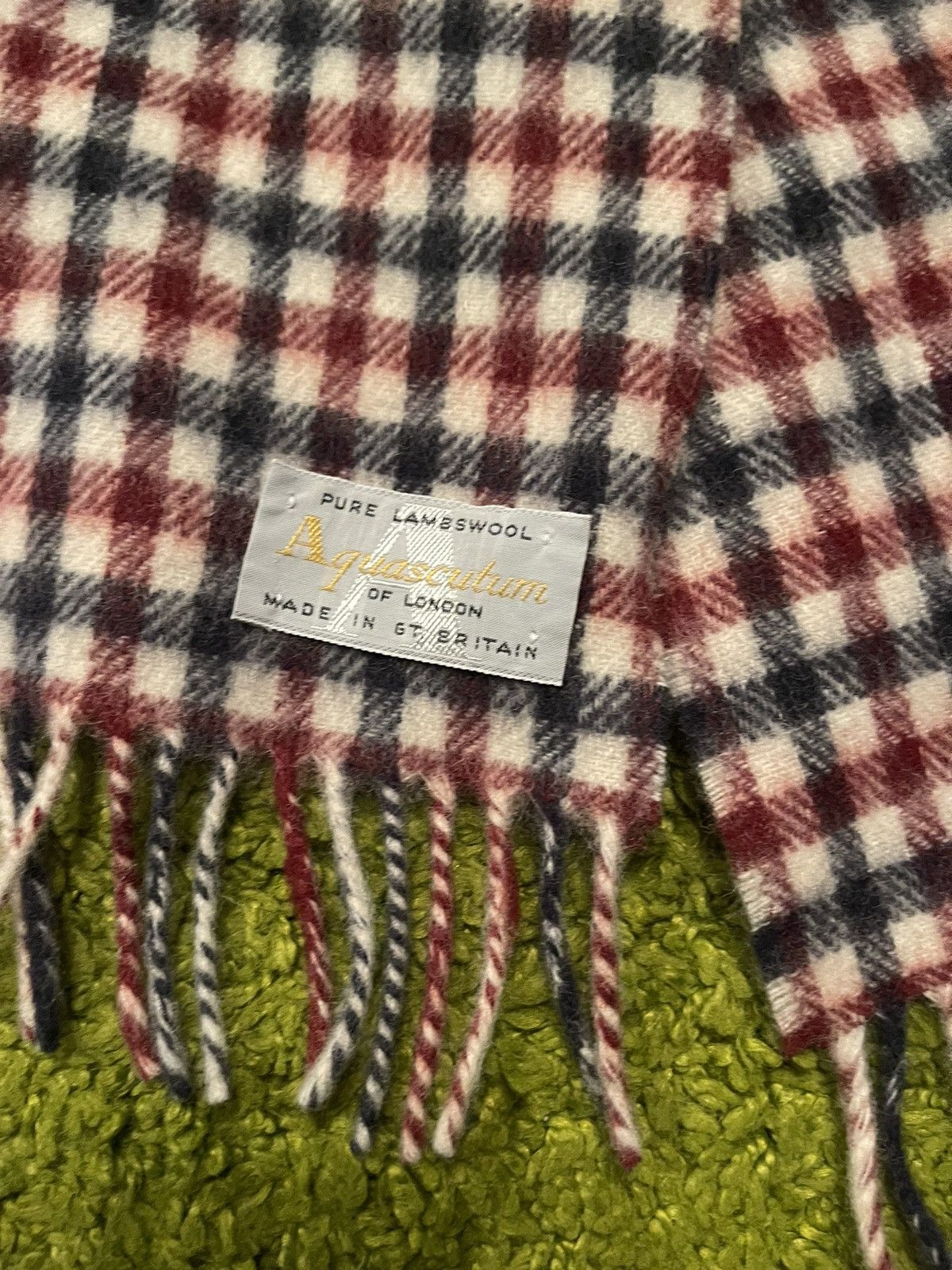 Aquascutum × Designer × Vintage Aquascutum 100% wool checkered scarf Size ONE SIZE - 2 Thumbnail