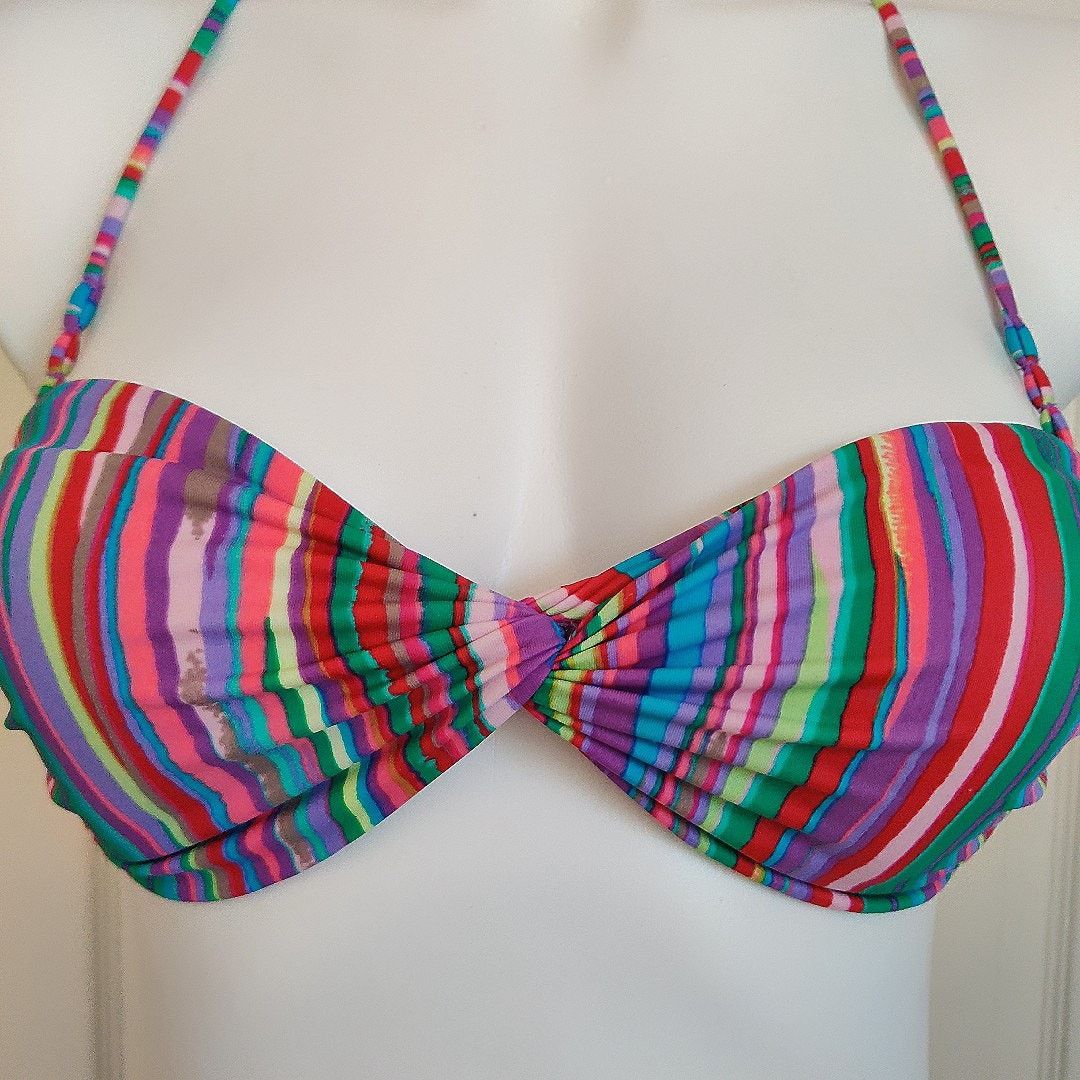 Victoria's Secret Victoria's Secret striped knotted bikini top sz XS Size ONE SIZE - 2 Thumbnail