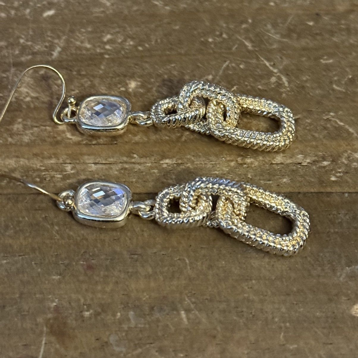 Other Gold tone textured chain link dangle earrings Size ONE SIZE - 5 Thumbnail